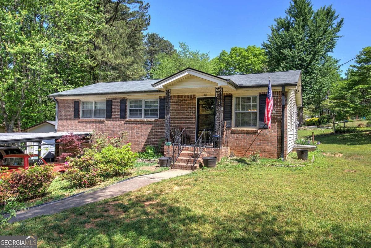 3 bedroom, 1 bathroom, 1,032 sq ft single family residence sold at 1001 Rhett Drive, Kennesaw, GA 30144