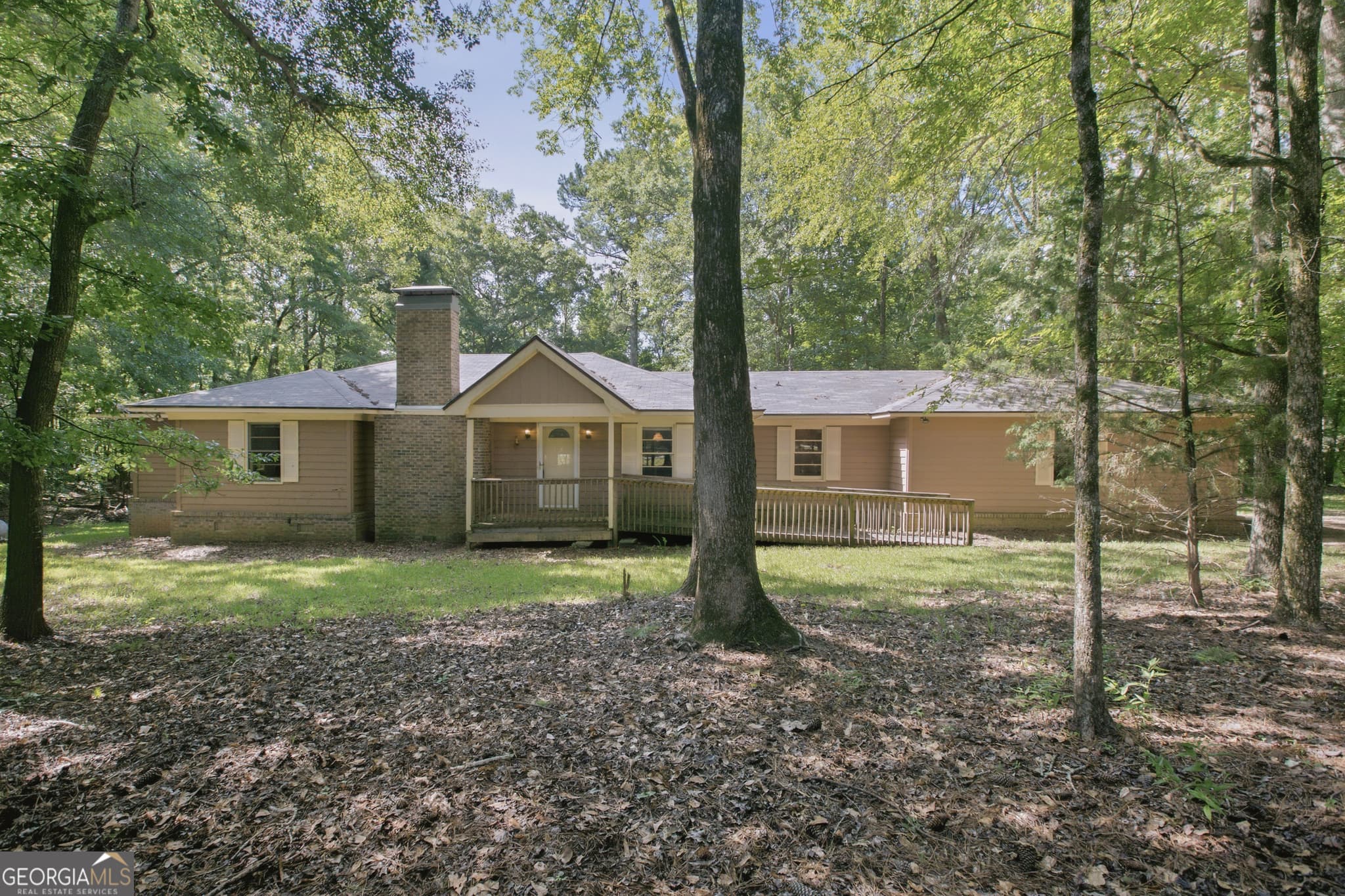 3 bedroom, 2 bathroom, 1,662 sq ft single family residence sold at 945 Deer Run Drive, Ellerslie, GA 31807