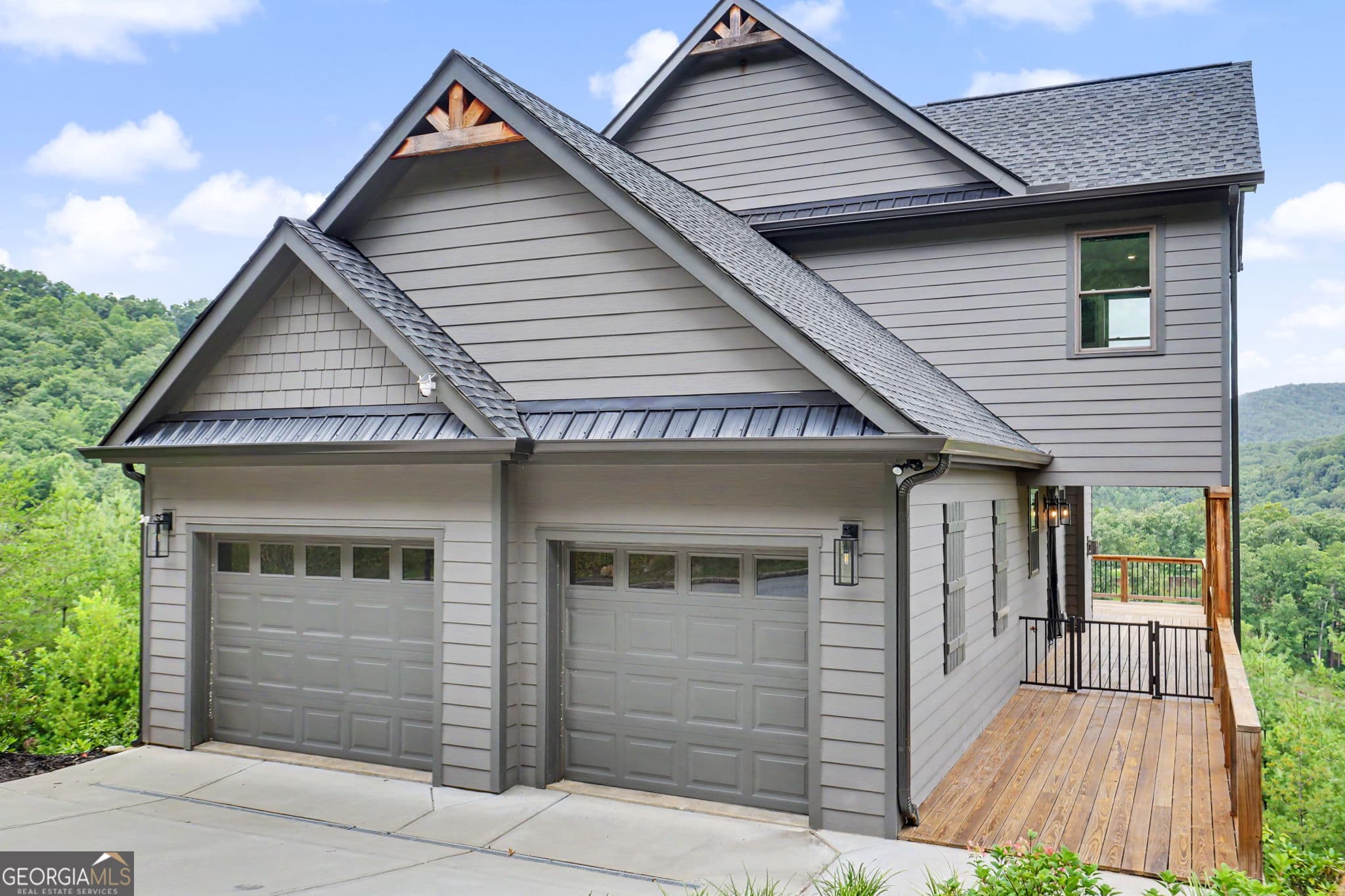 3 bedroom, 3 bathroom, 2,359 sq ft single family residence for sale at 394 Bent Grass Way, Clayton, GA 30525 — photo 6