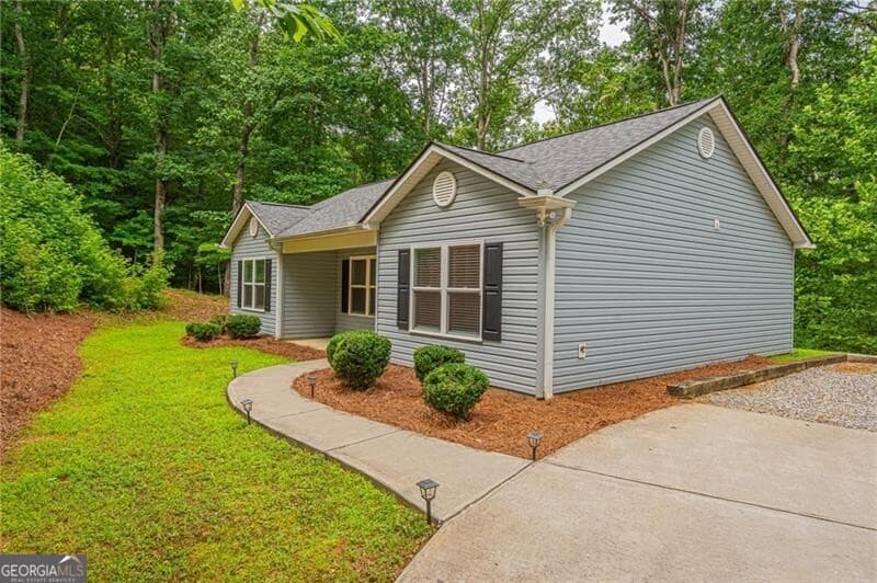 3 bedroom, 2 bathroom, 1,115 sq ft single family residence sold at 1165 Chesterra Drive, Dahlonega, GA 30533