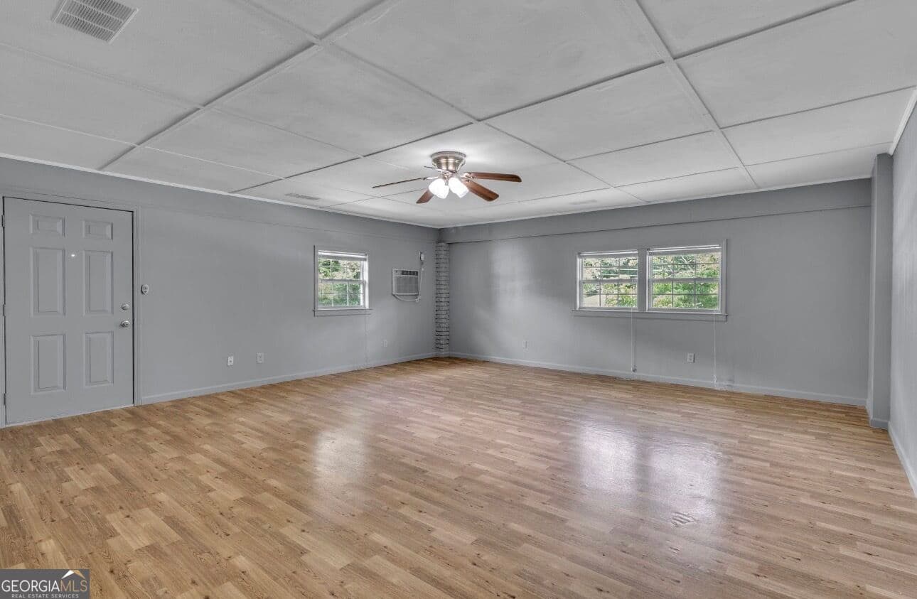3 bedroom, 2 bathroom, 1,800 sq ft single family residence for sale at 1937 Brannon Drive, Austell, GA 30106 — photo 7