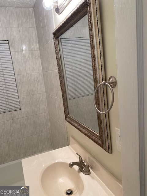 2 bedroom, 1 bathroom, 818 sq ft single family residence for sale at 179 Dahlia Avenue, Atlanta, GA 30314 — photo 6