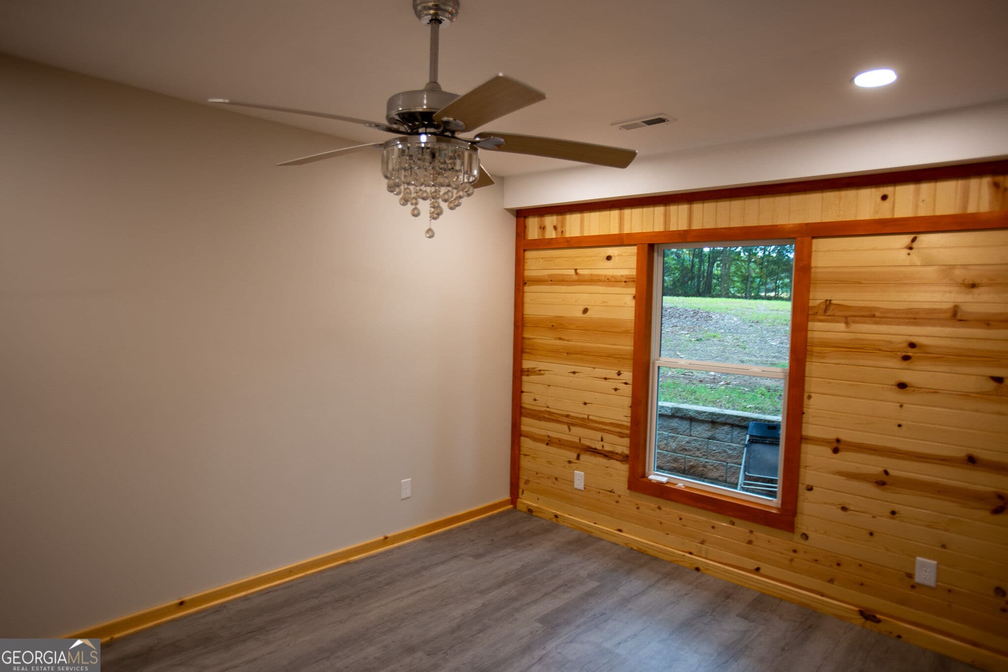 3 bedroom, 2 bathroom, 1,456 sq ft single family residence for sale at 1595 N Fairview Road, Lavonia, GA 30553 — photo 7