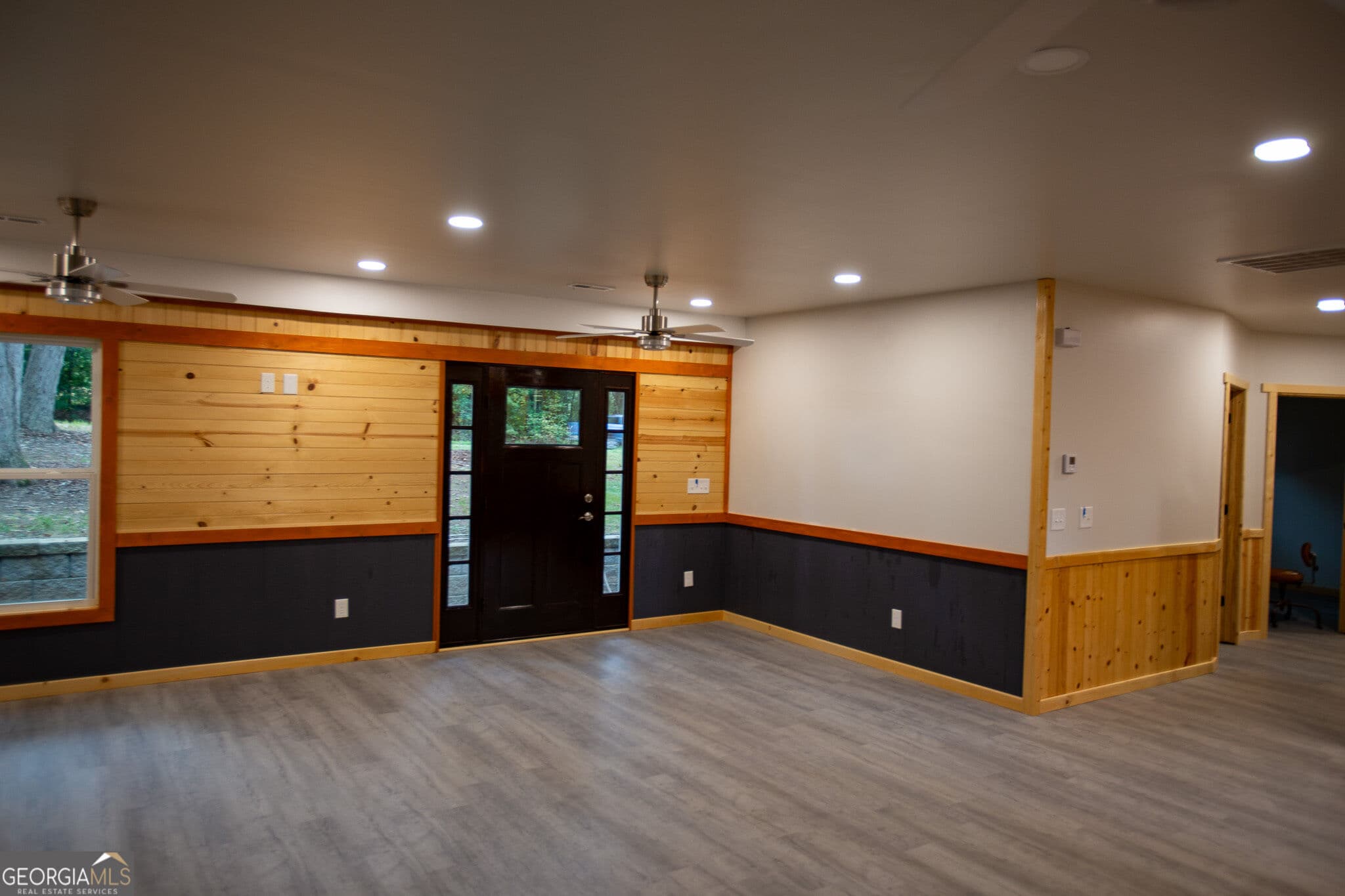 3 bedroom, 2 bathroom, 1,456 sq ft single family residence for sale at 1595 N Fairview Road, Lavonia, GA 30553 — photo 3