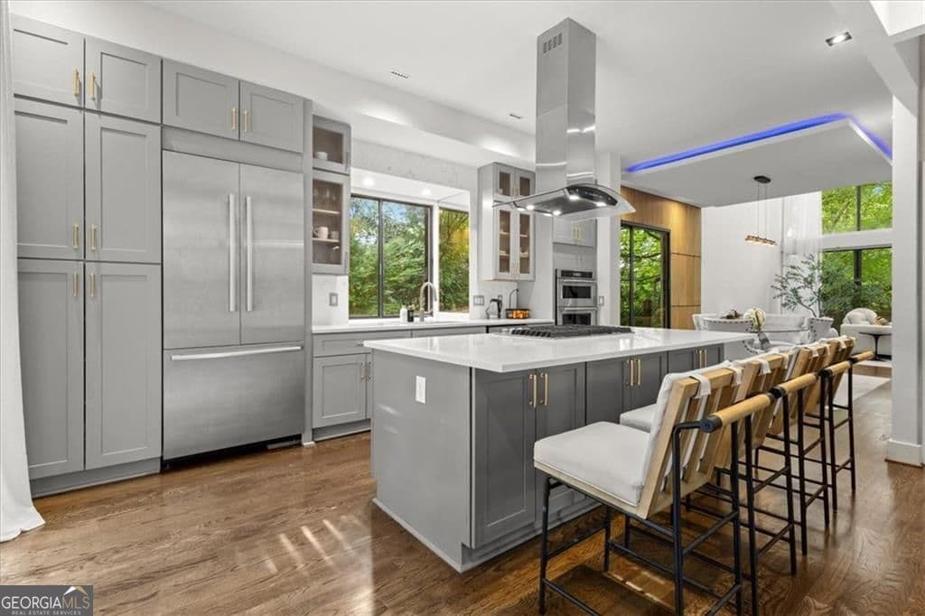 4 bedroom, 4 bathroom, 4,188 sq ft single family residence for sale at 2810 Northside Drive, Atlanta, GA 30305 — photo 10