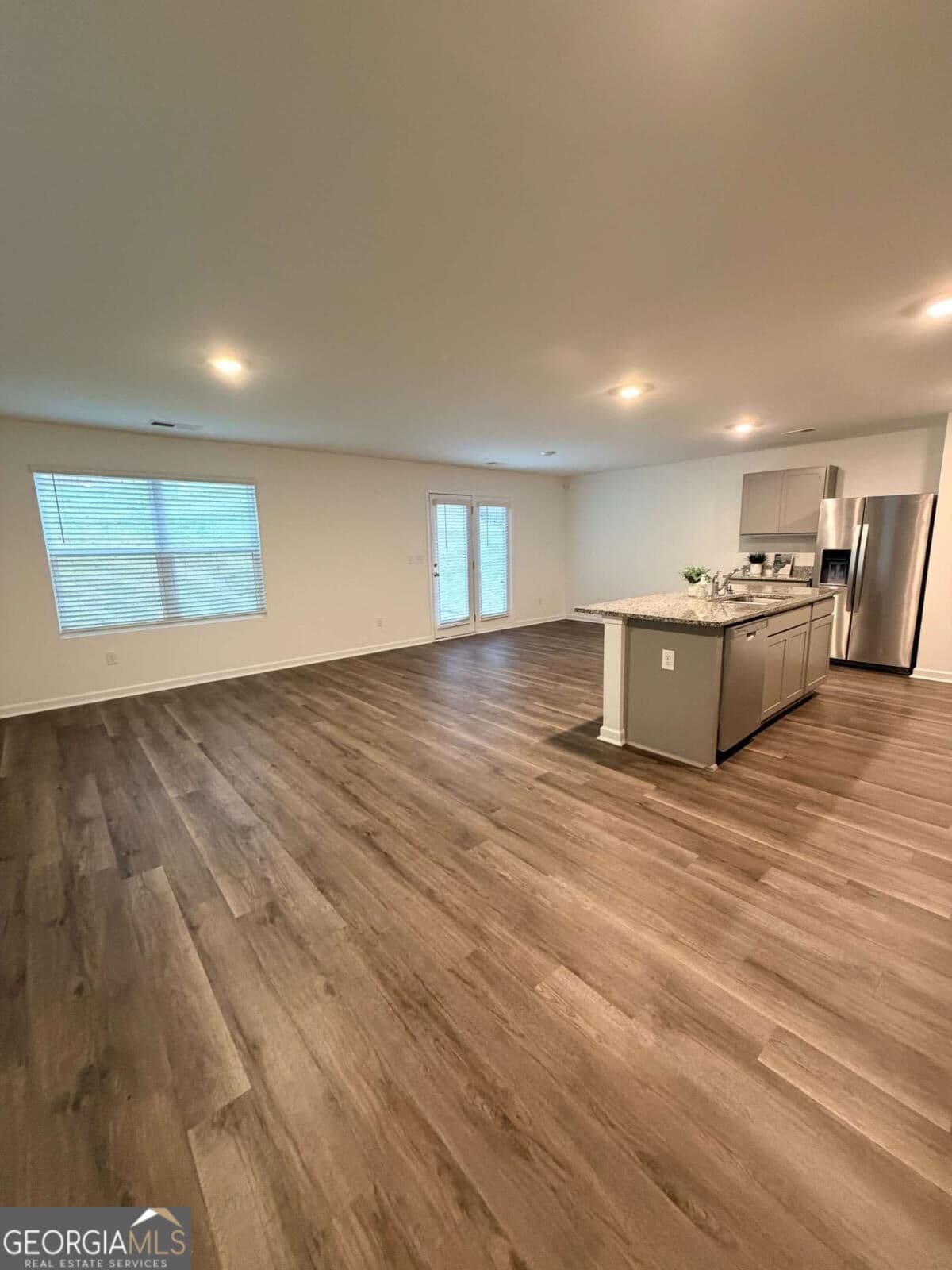 4 bedroom, 2.5 bathroom, 1,929 sq ft single family residence for rent at 253 Coastal Drive 253, Statham, GA 30666 for $1,999 a month — photo 3