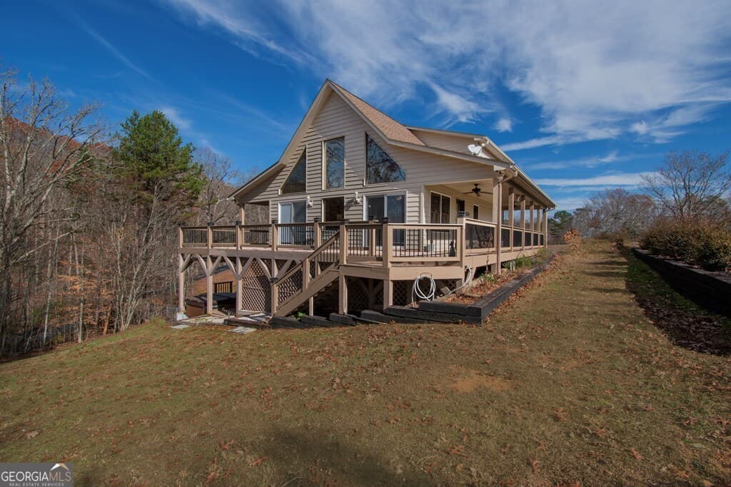3 bedroom, 2 bathroom cabin,single family residence sold at 72 Red Silo Ridge, Murphy, NC 28906
