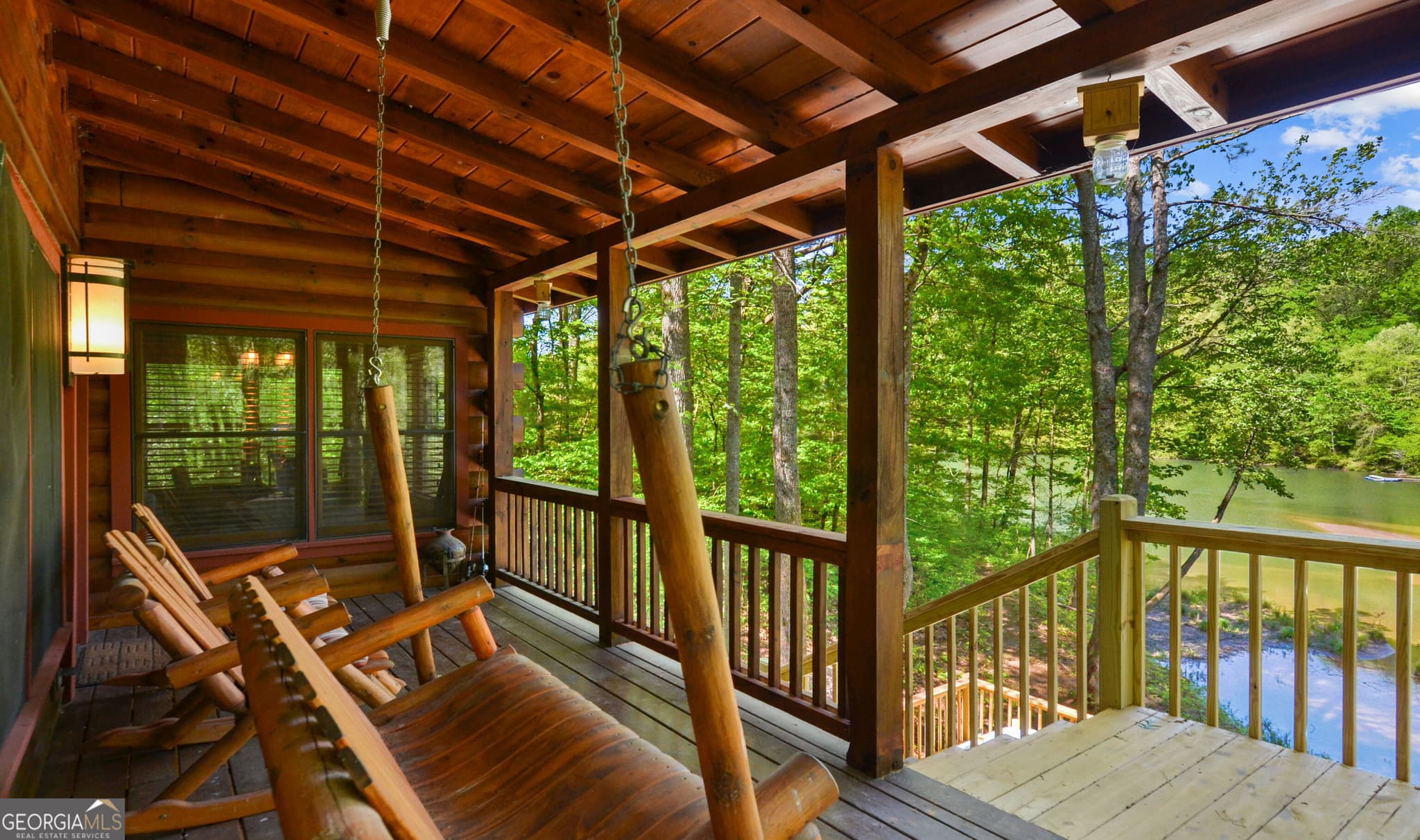 2 bedroom, 2 bathroom, 1,000 sq ft cabin,single family residence for sale at 4057 Whitepath Road, Ellijay, GA 30540 — photo 3