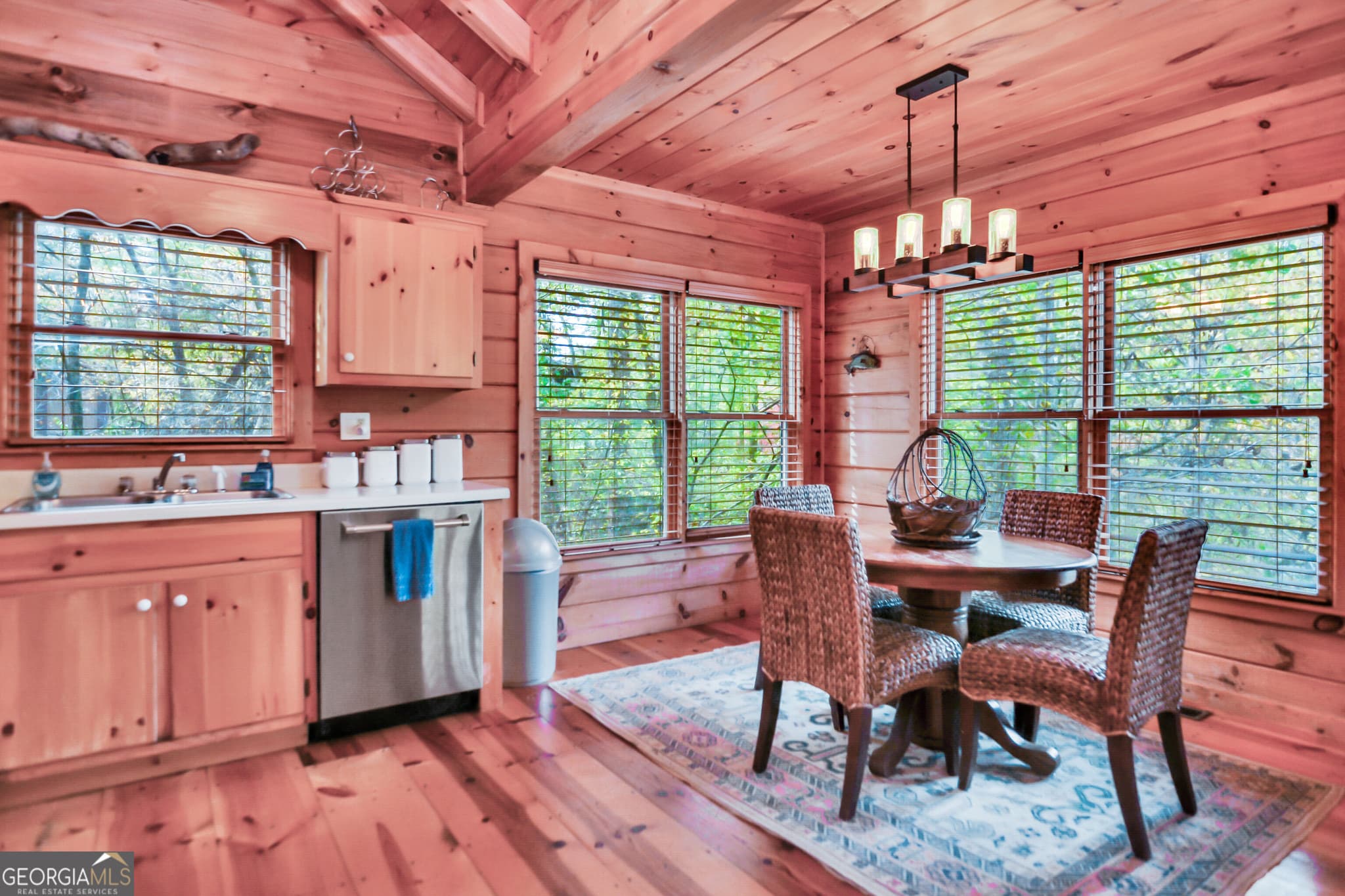 2 bedroom, 2 bathroom, 1,000 sq ft cabin,single family residence for sale at 4057 Whitepath Road, Ellijay, GA 30540 — photo 9