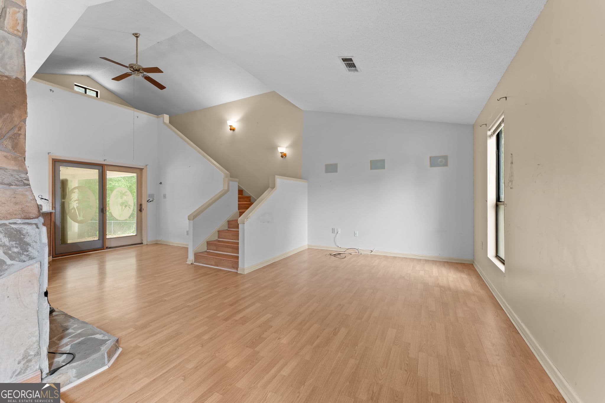 3 bedroom, 2 bathroom, 1,692 sq ft single family residence for sale at 2325 Claxton Dairy Road, Dublin, GA 31021 — photo 9
