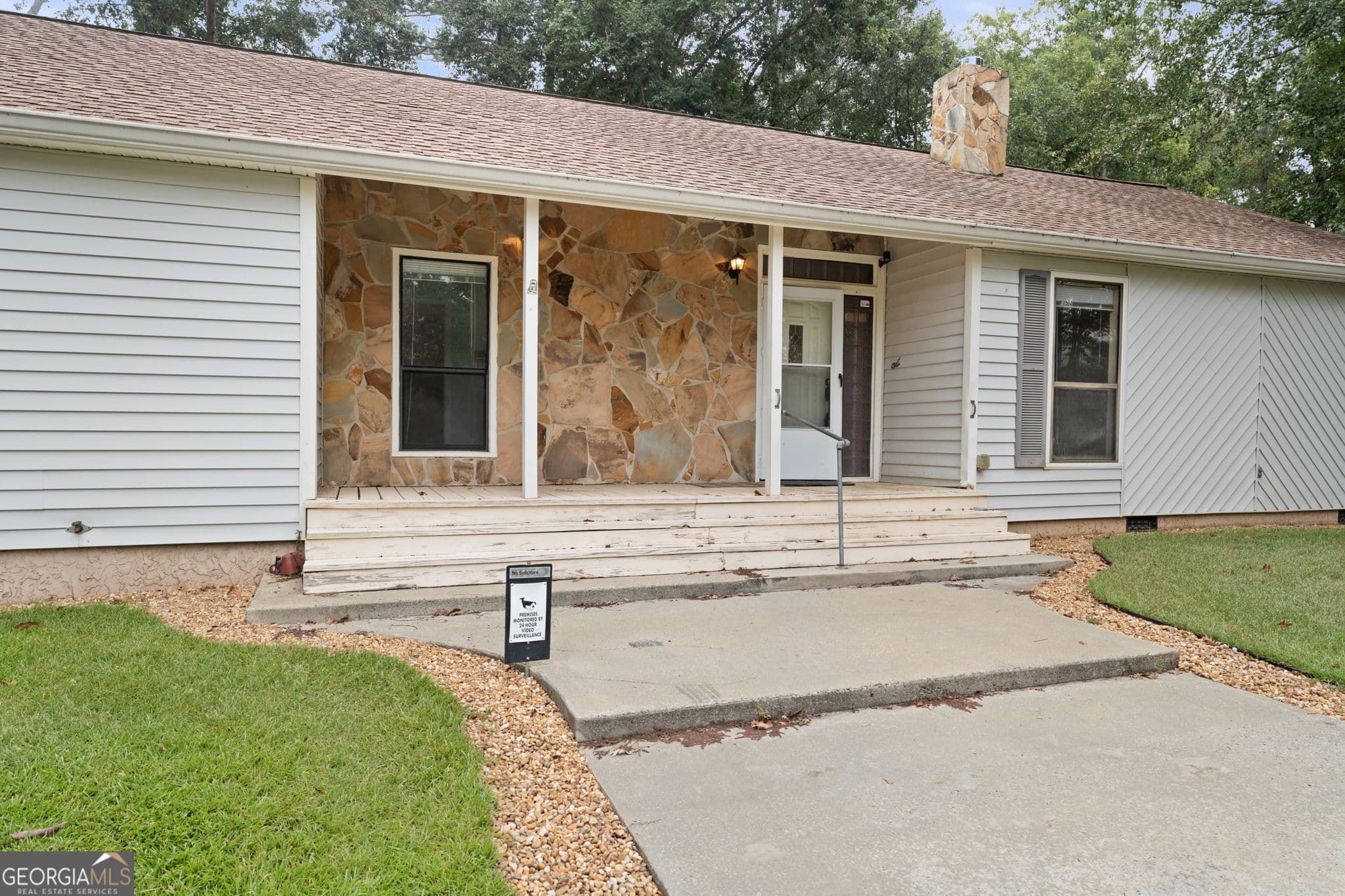 3 bedroom, 2 bathroom, 1,692 sq ft single family residence for sale at 2325 Claxton Dairy Road, Dublin, GA 31021 — photo 4