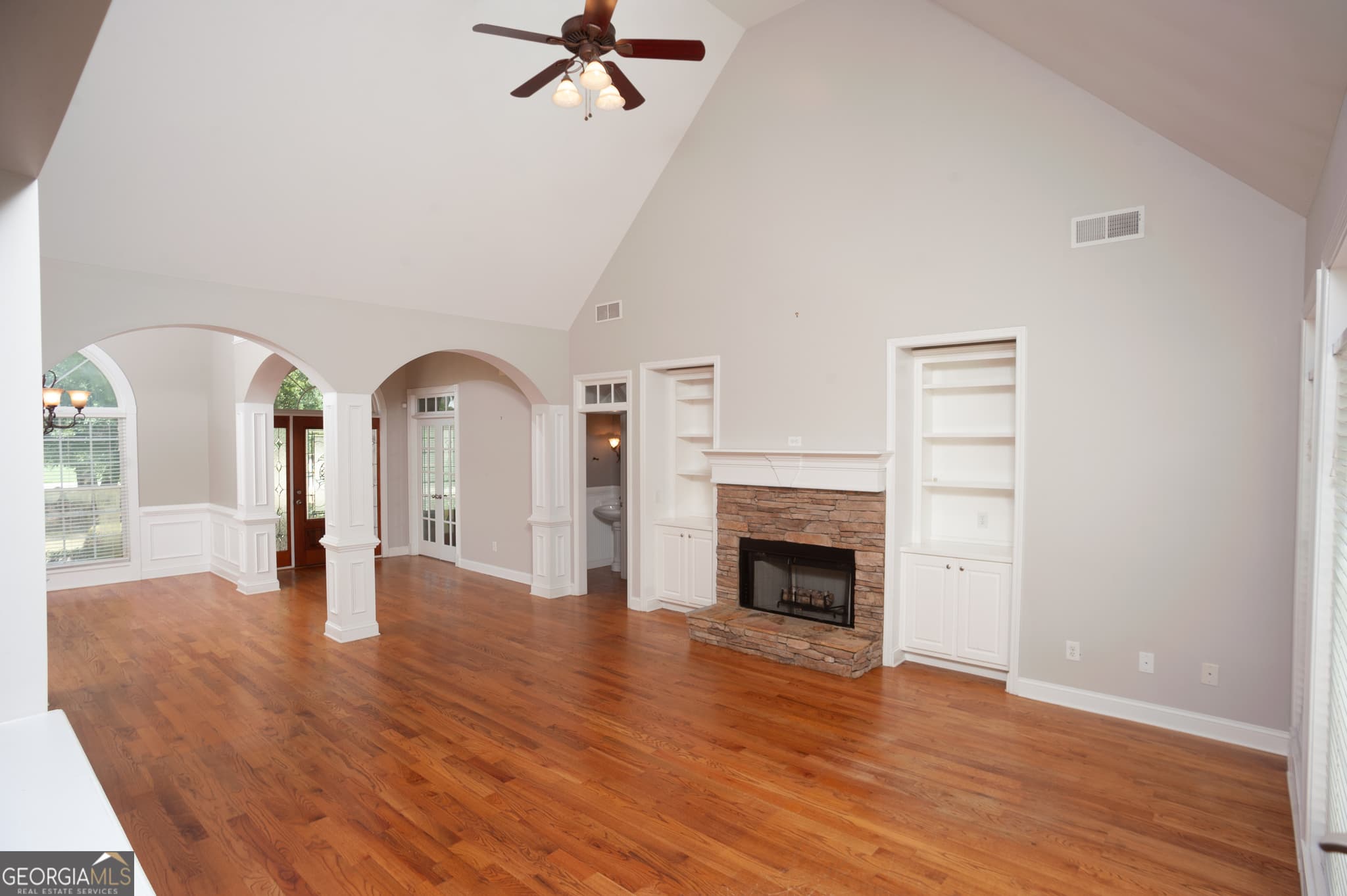 4 bedroom, 3.5 bathroom, 3,756 sq ft single family residence for sale at 6520 Riada Court, Mcdonough, GA 30253 — photo 6