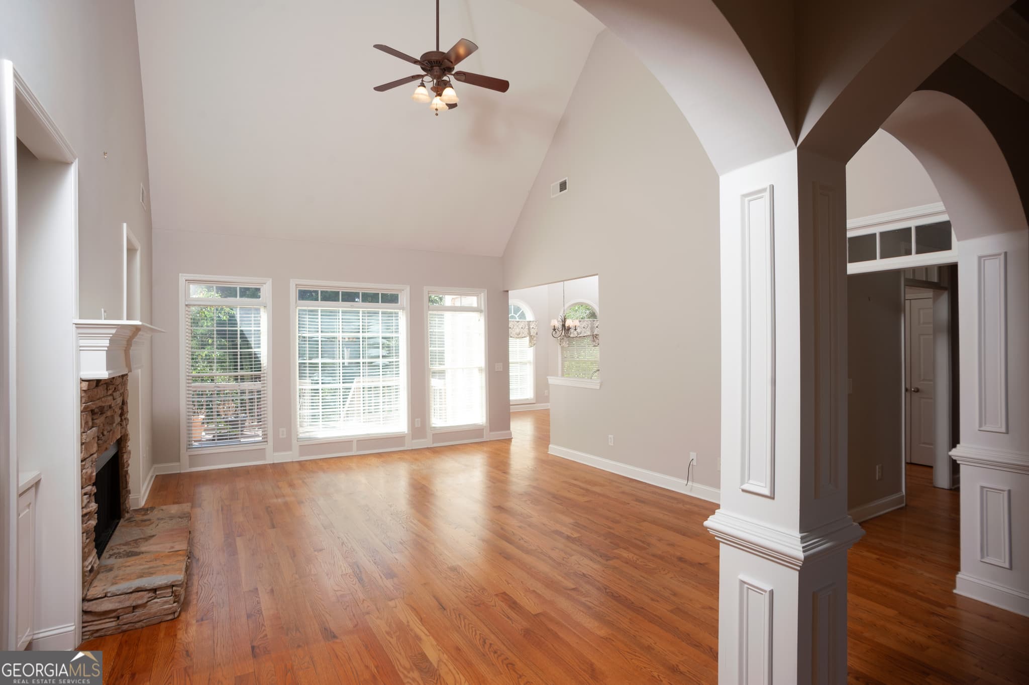 4 bedroom, 3.5 bathroom, 3,756 sq ft single family residence for sale at 6520 Riada Court, Mcdonough, GA 30253 — photo 5