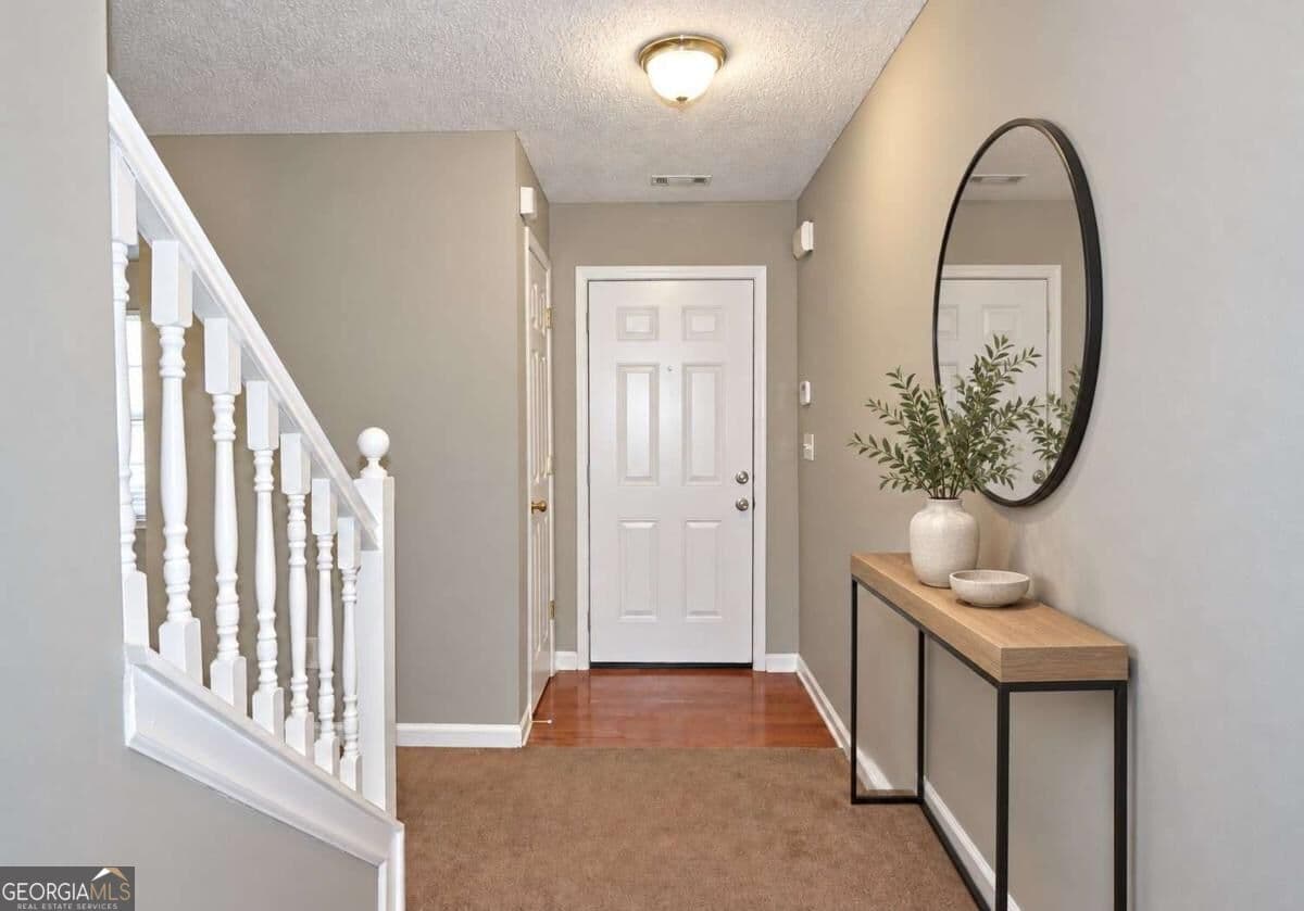 3 bedroom, 2.5 bathroom, 1,676 sq ft townhouse for sale at 220 PARKWAY Road, Union City, GA 30291 — photo 5