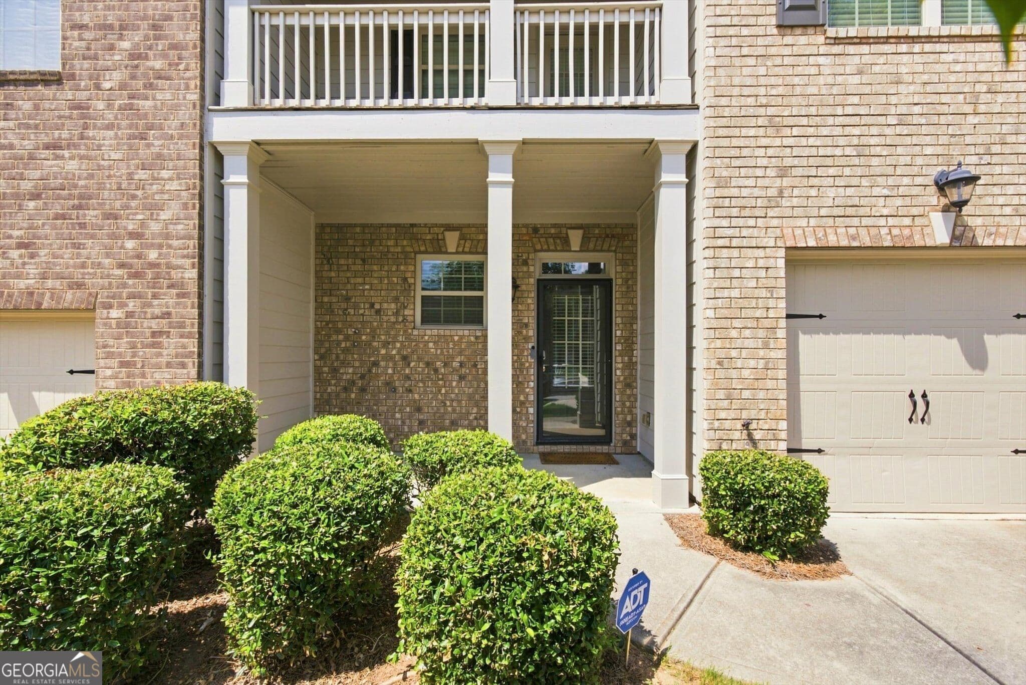 3 bedroom, 2.5 bathroom, 2,388 sq ft townhouse for rent at 413 Fern Bay Drive # 263, South Fulton, GA 30331 for $2,900 a month — photo 2