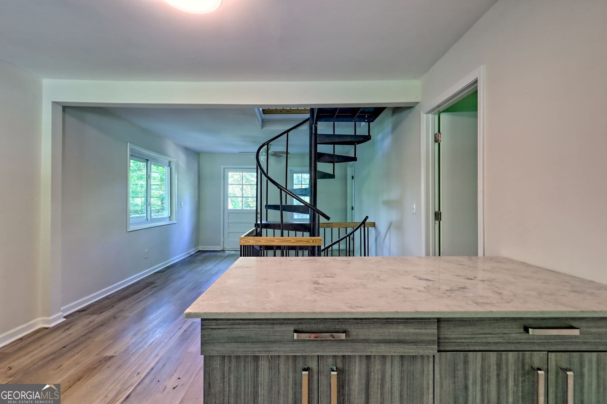 2 bedroom, 3 bathroom, 2,492 sq ft cabin,single family residence under contract at 11 Electric Avenue, Clayton, GA 30525 — photo 10
