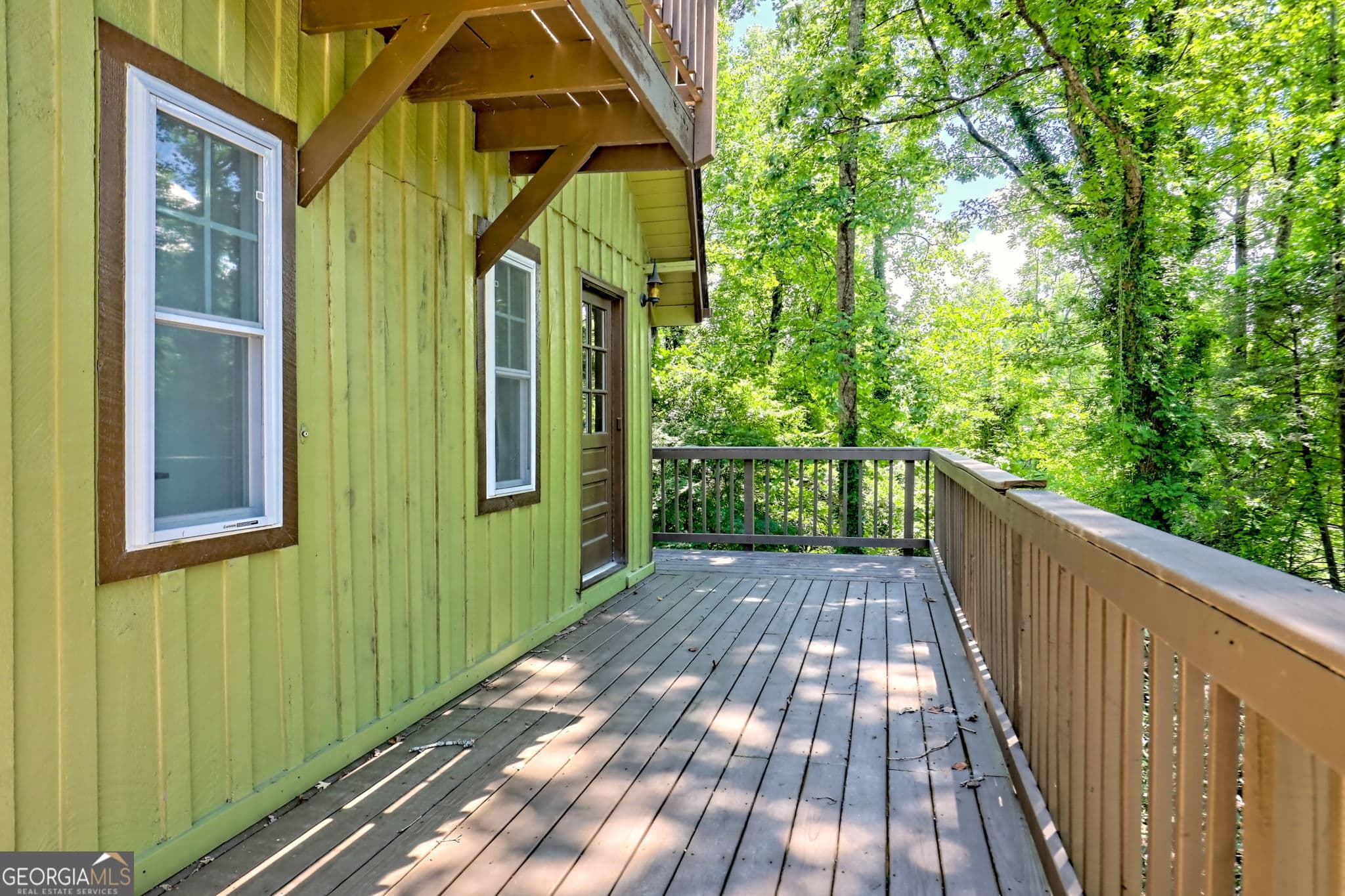 2 bedroom, 3 bathroom, 2,492 sq ft cabin,single family residence under contract at 11 Electric Avenue, Clayton, GA 30525 — photo 4