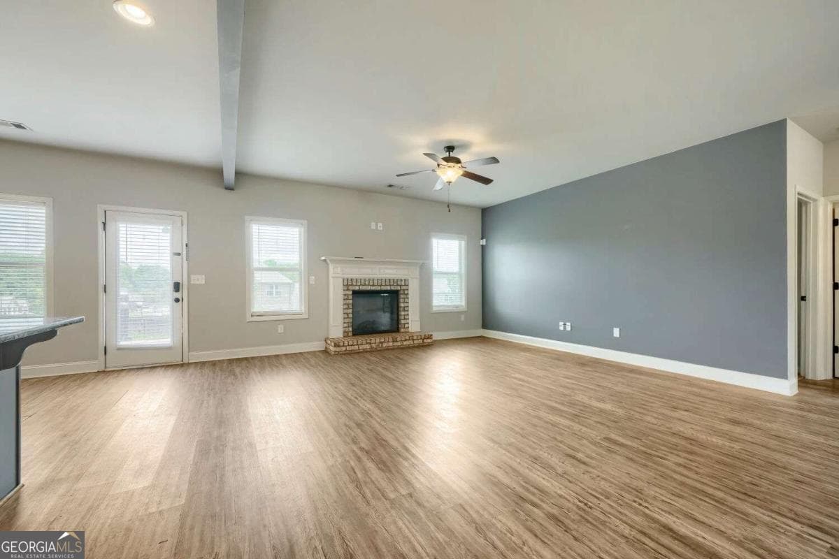5 bedroom, 3 bathroom, 2,966 sq ft single family residence for sale at 300 Olympian Drive, Ellenwood, GA 30294 — photo 7