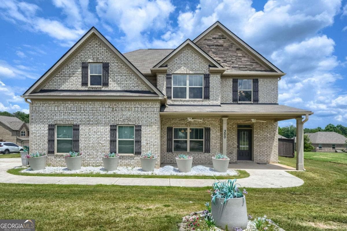 5 bedroom, 3 bathroom, 2,966 sq ft single family residence for sale at 300 Olympian Drive, Ellenwood, GA 30294