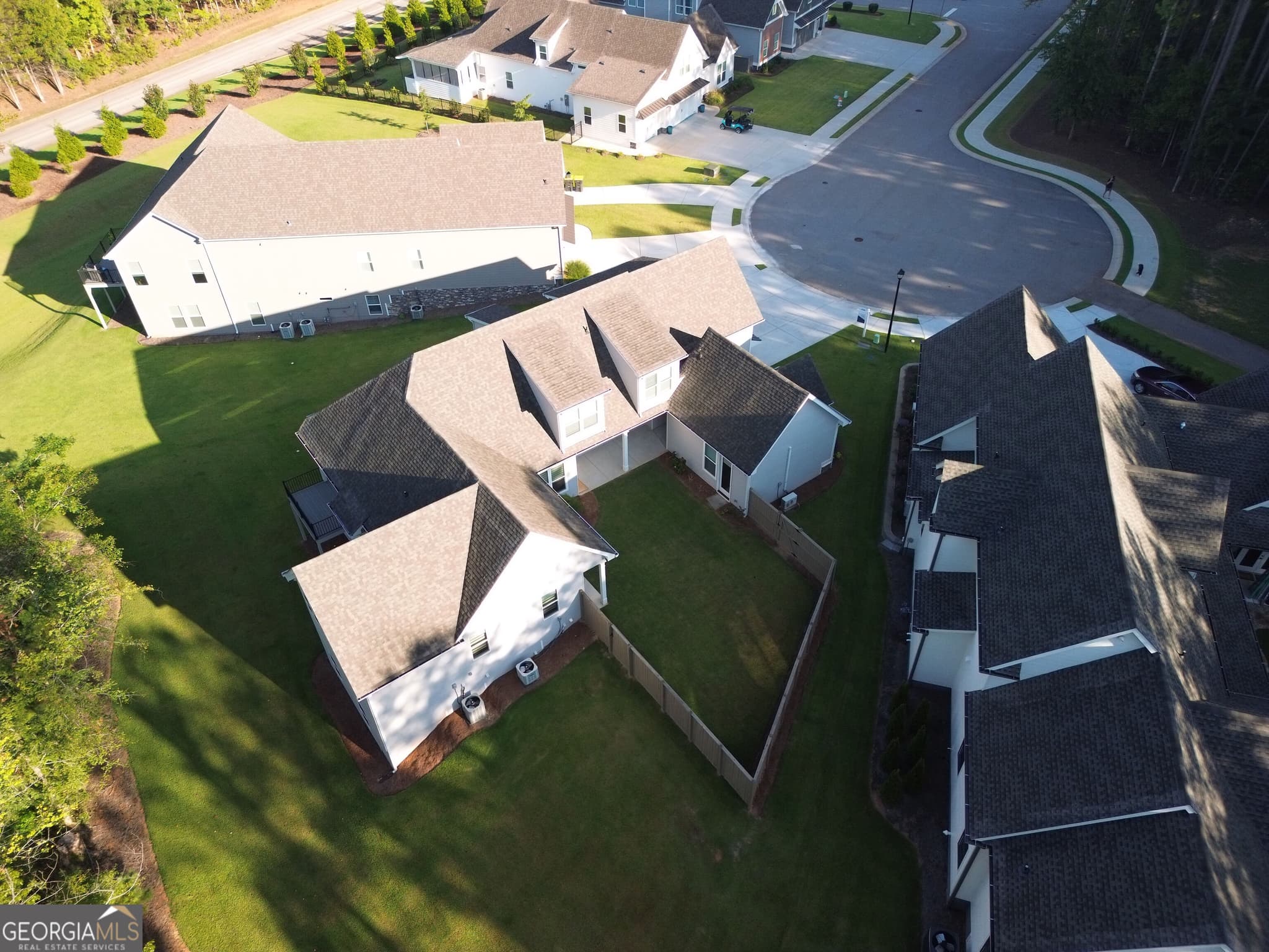 5 bedroom, 5.5 bathroom, 5,189 sq ft single family residence for sale at 806 Magnolia Walk, Peachtree City, GA 30269 — photo 2