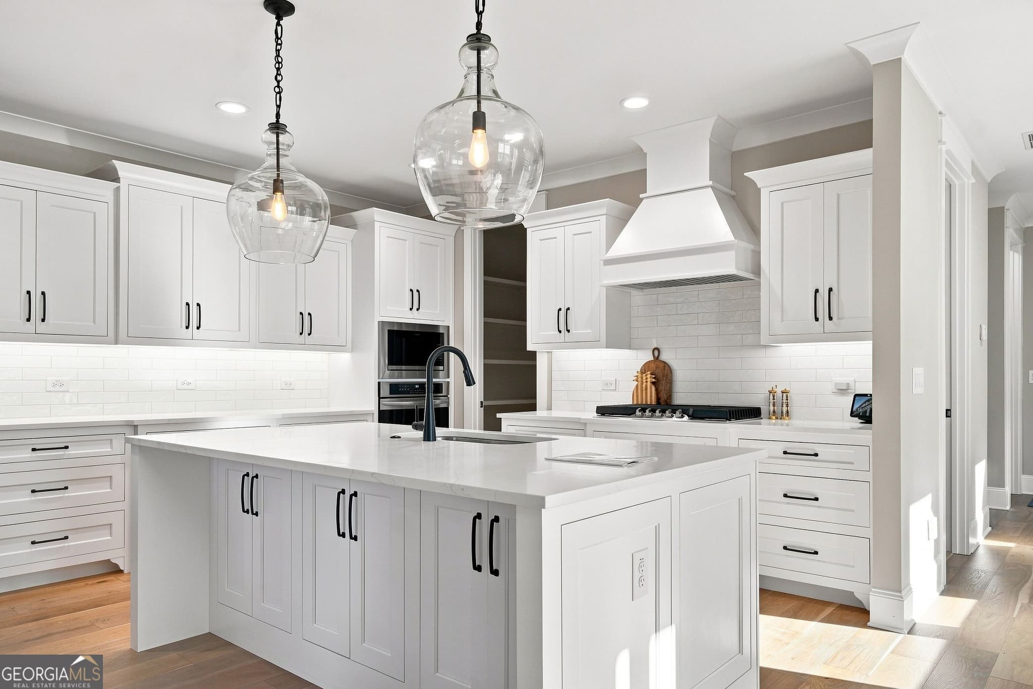 5 bedroom, 5.5 bathroom, 5,189 sq ft single family residence for sale at 806 Magnolia Walk, Peachtree City, GA 30269 — photo 8