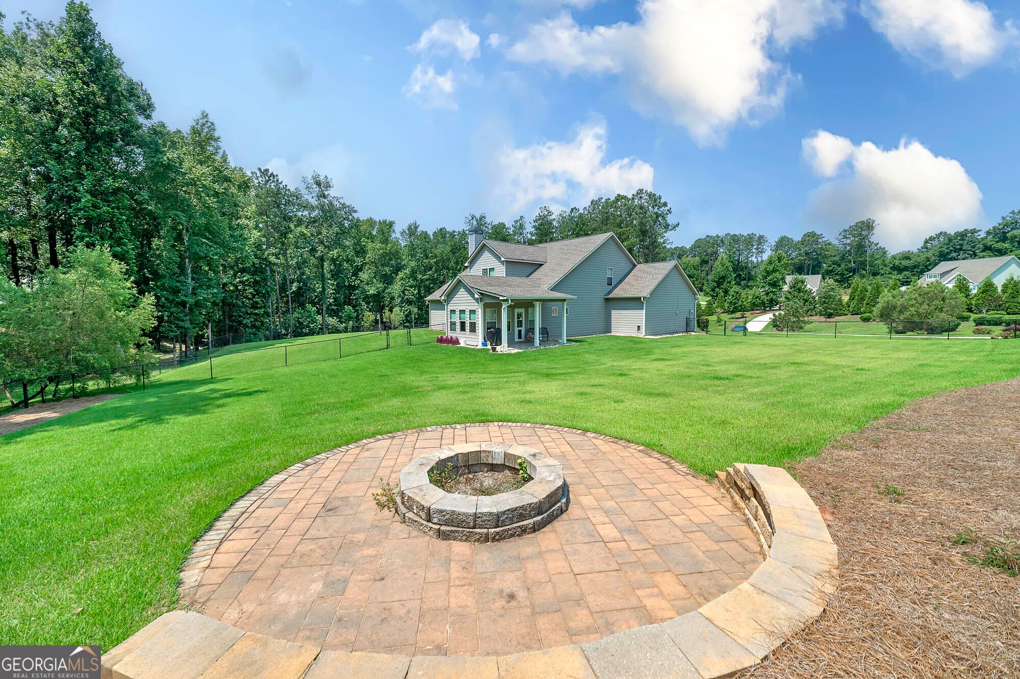 4 bedroom, 3 bathroom, 3,012 sq ft single family residence for sale at 90 Wagon Trail, Mansfield, GA 30055 — photo 5