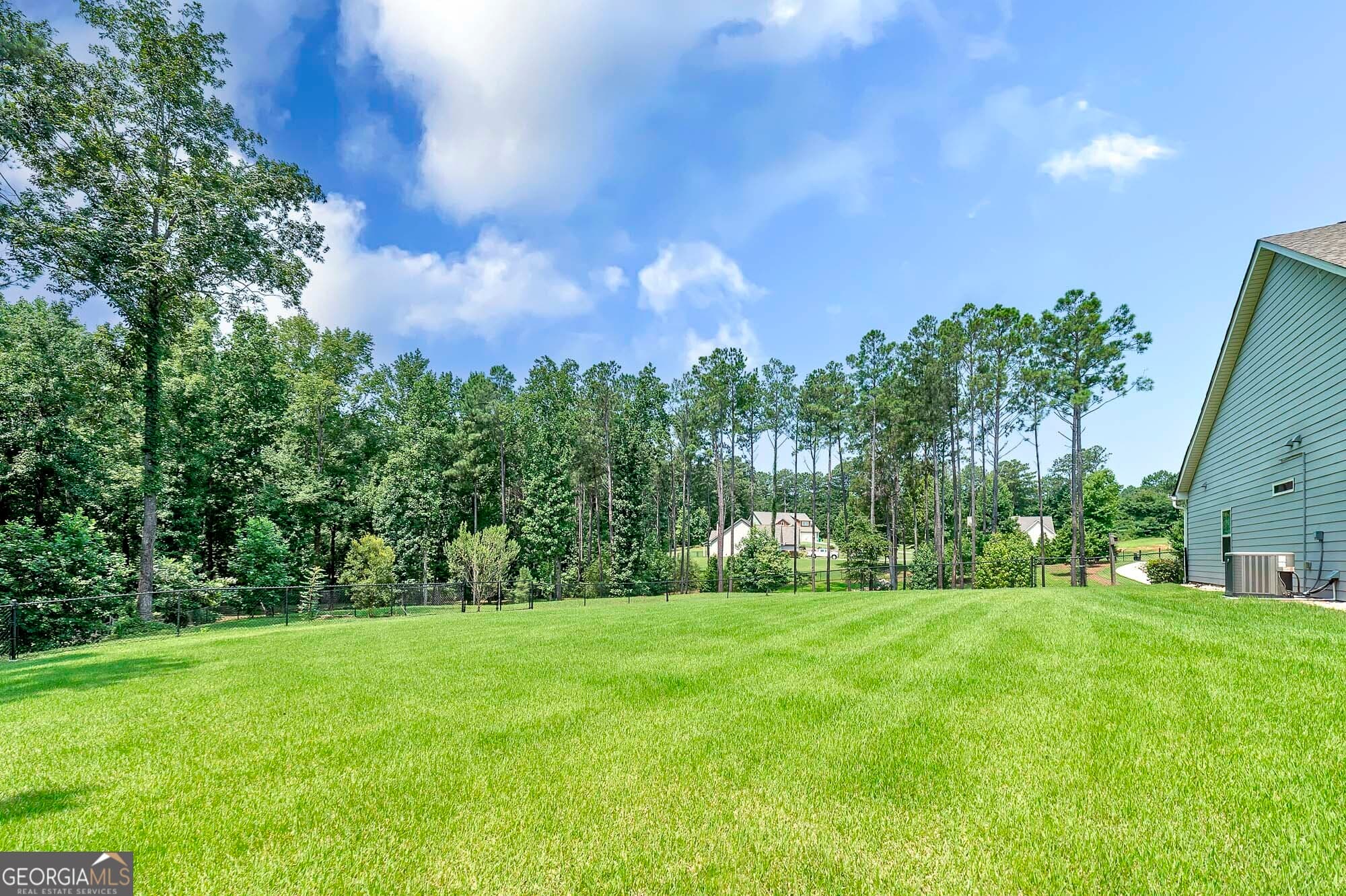 4 bedroom, 3 bathroom, 3,012 sq ft single family residence for sale at 90 Wagon Trail, Mansfield, GA 30055 — photo 8