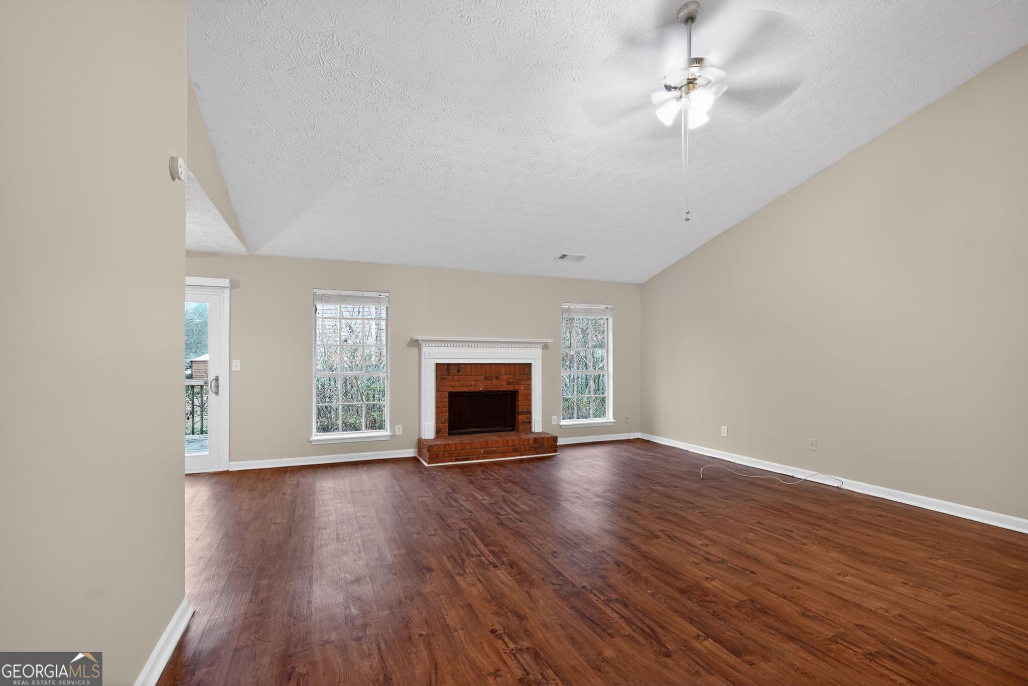 3 bedroom, 2 bathroom, 1,736 sq ft single family residence for sale at 205 Whirlwind Courts, South Fulton, GA 30349 — photo 7