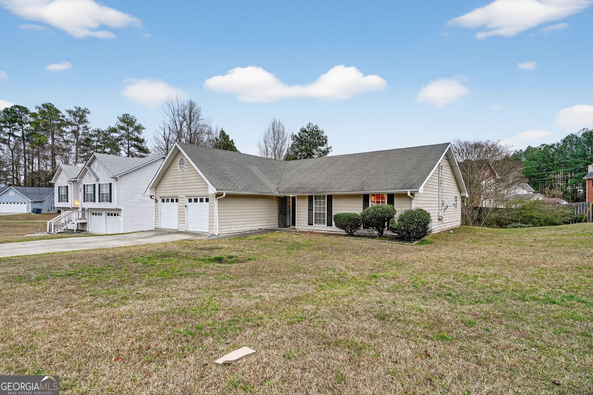 3 bedroom, 2 bathroom, 1,736 sq ft single family residence for sale at 205 Whirlwind Courts, South Fulton, GA 30349 — photo 3