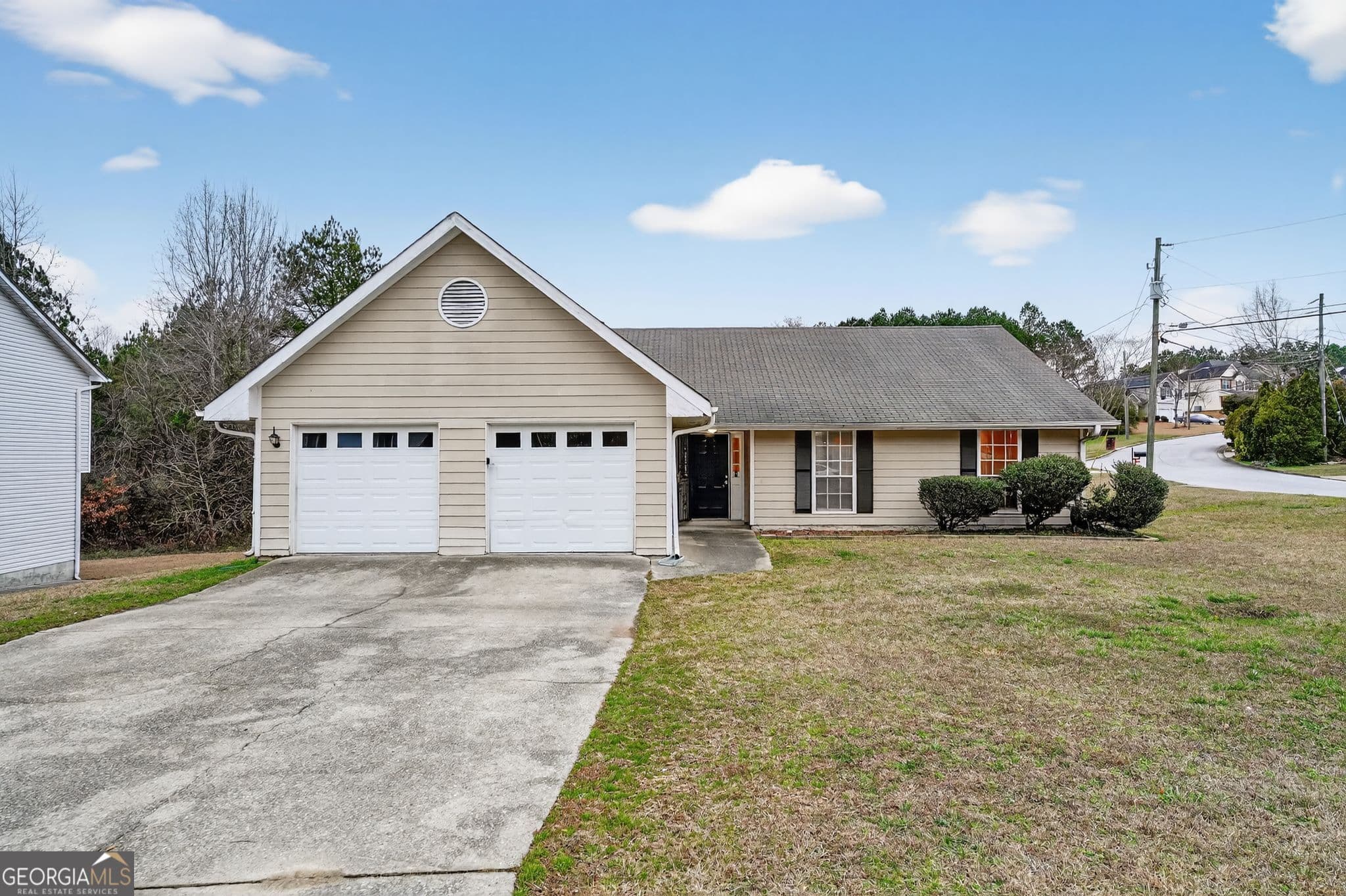 3 bedroom, 2 bathroom, 1,736 sq ft single family residence for sale at 205 Whirlwind Courts, South Fulton, GA 30349 — photo 1 of 32