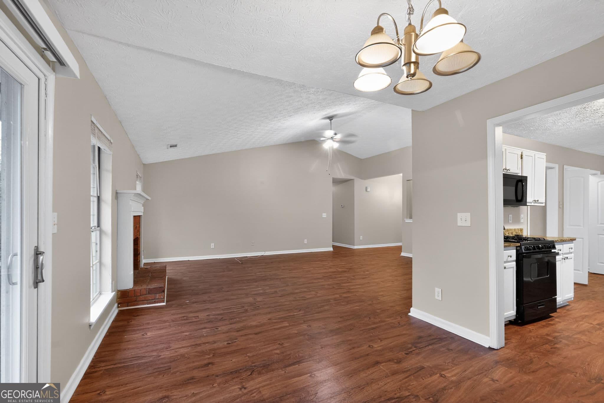 3 bedroom, 2 bathroom, 1,736 sq ft single family residence for sale at 205 Whirlwind Courts, South Fulton, GA 30349 — photo 9