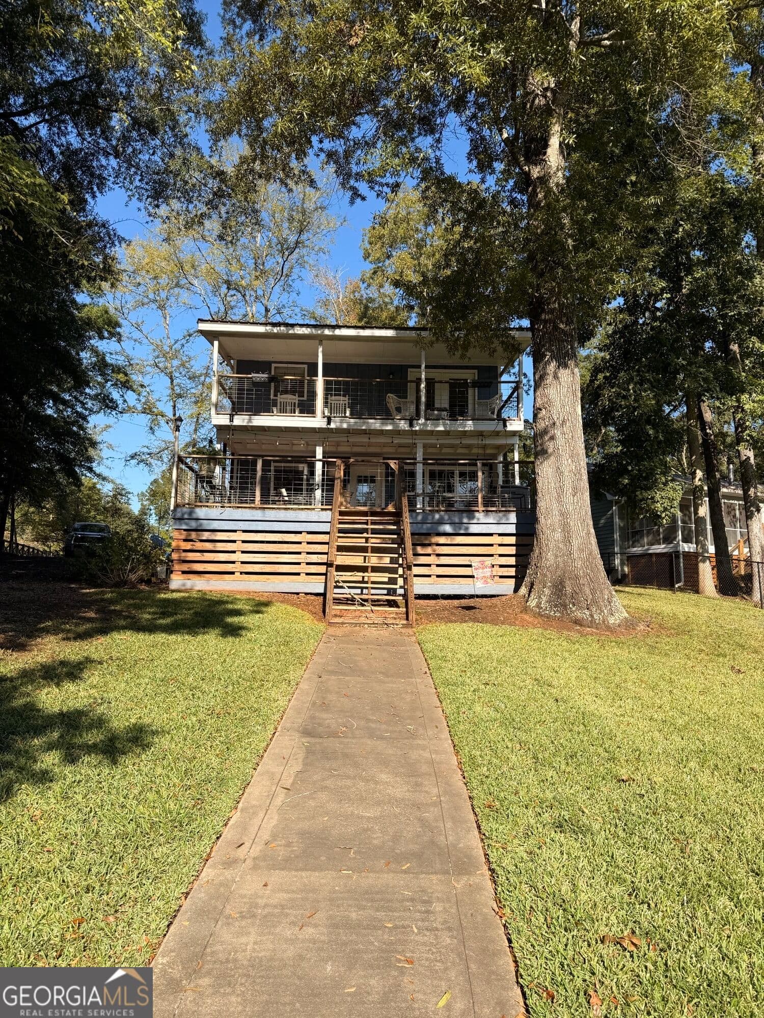 4 bedroom, 2 bathroom, 1,360 sq ft single family residence for sale at 132 A Bear Creek Road, Eatonton, GA 31024 — photo 1 of 12