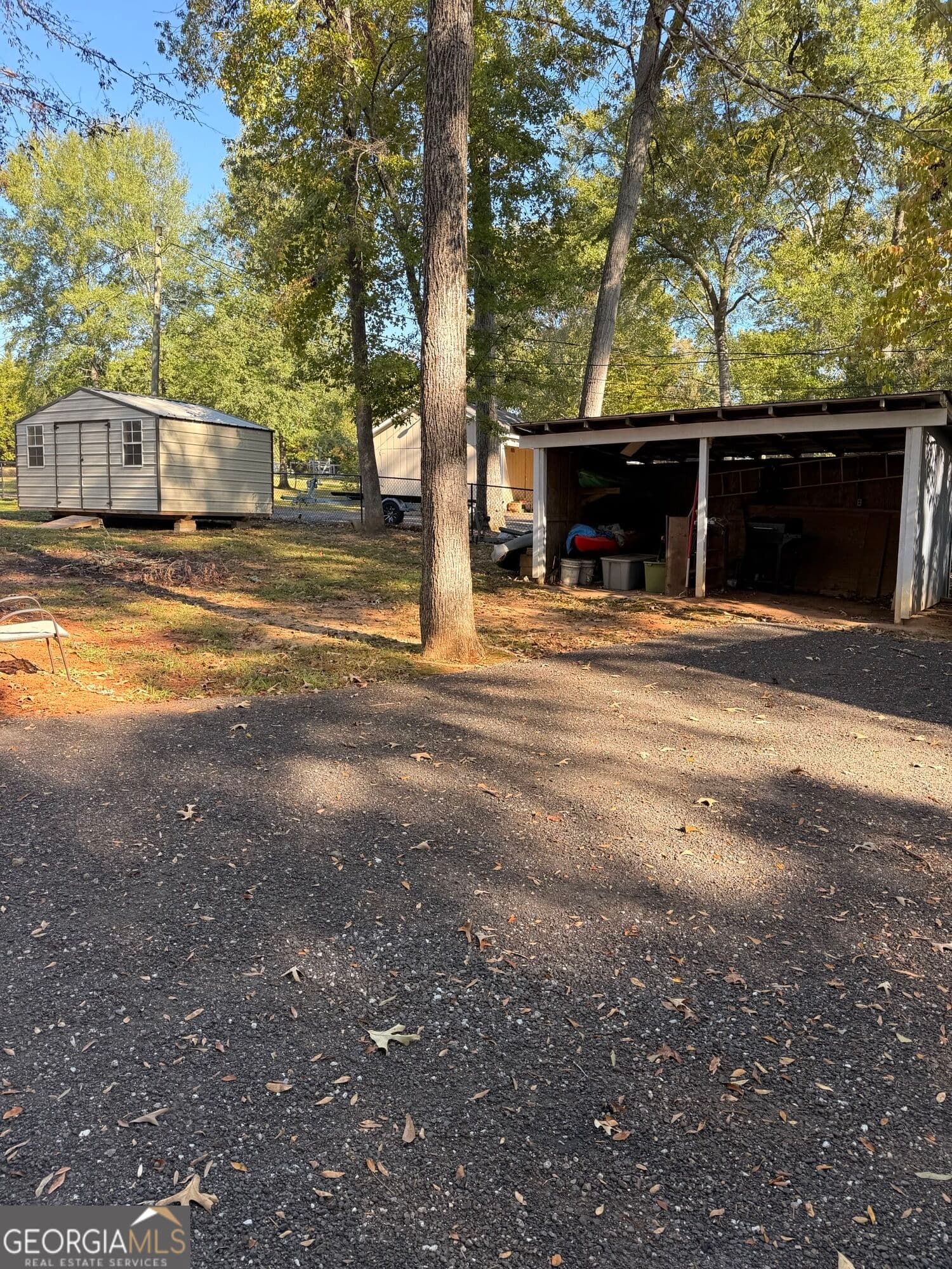 4 bedroom, 2 bathroom, 1,360 sq ft single family residence for sale at 132 A Bear Creek Road, Eatonton, GA 31024 — photo 5