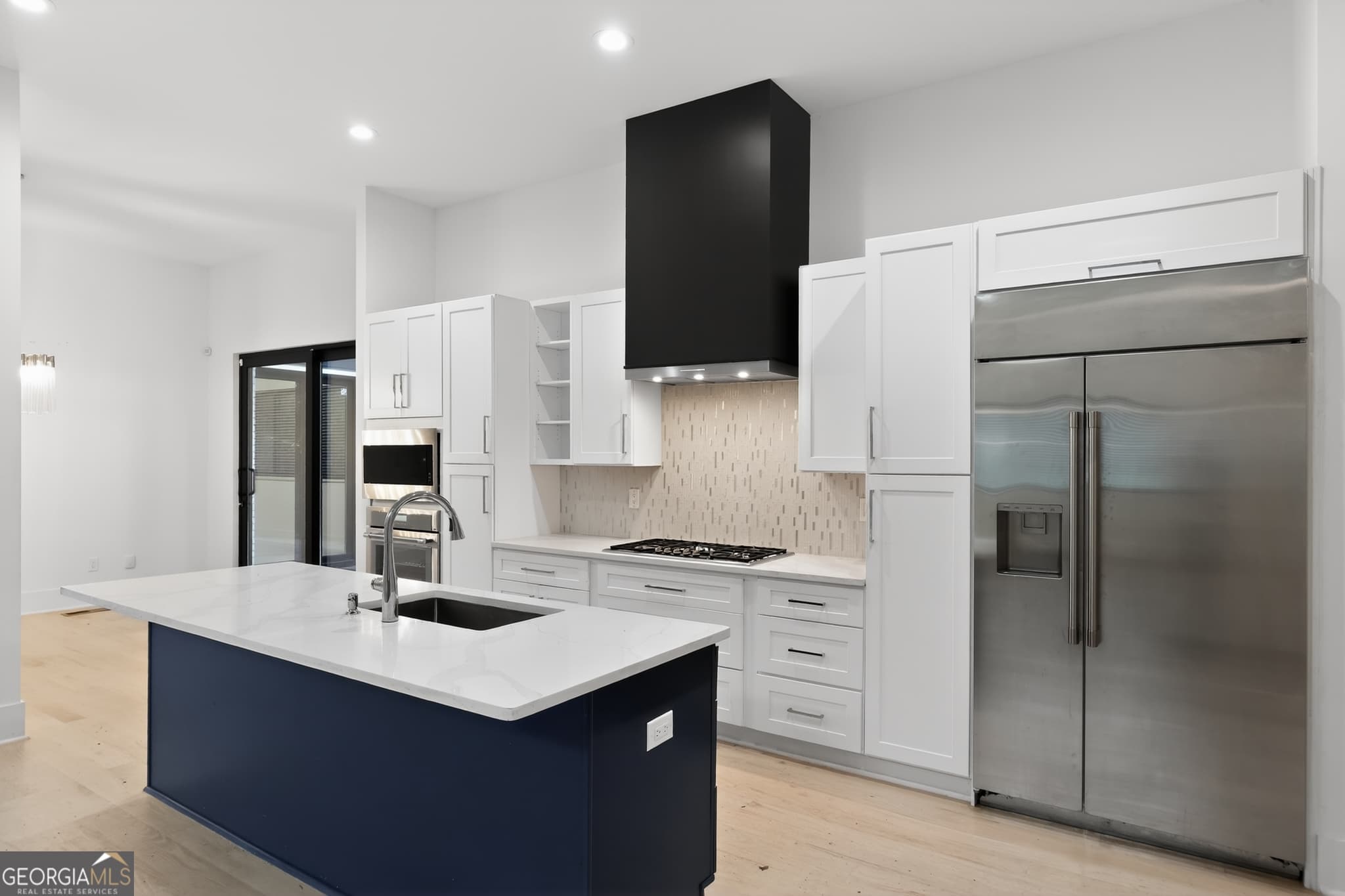 5 bedroom, 5 bathroom, 7,900 sq ft single family residence for sale at 5285 Mount Vernon Parkway, Sandy Springs, GA 30327 — photo 6