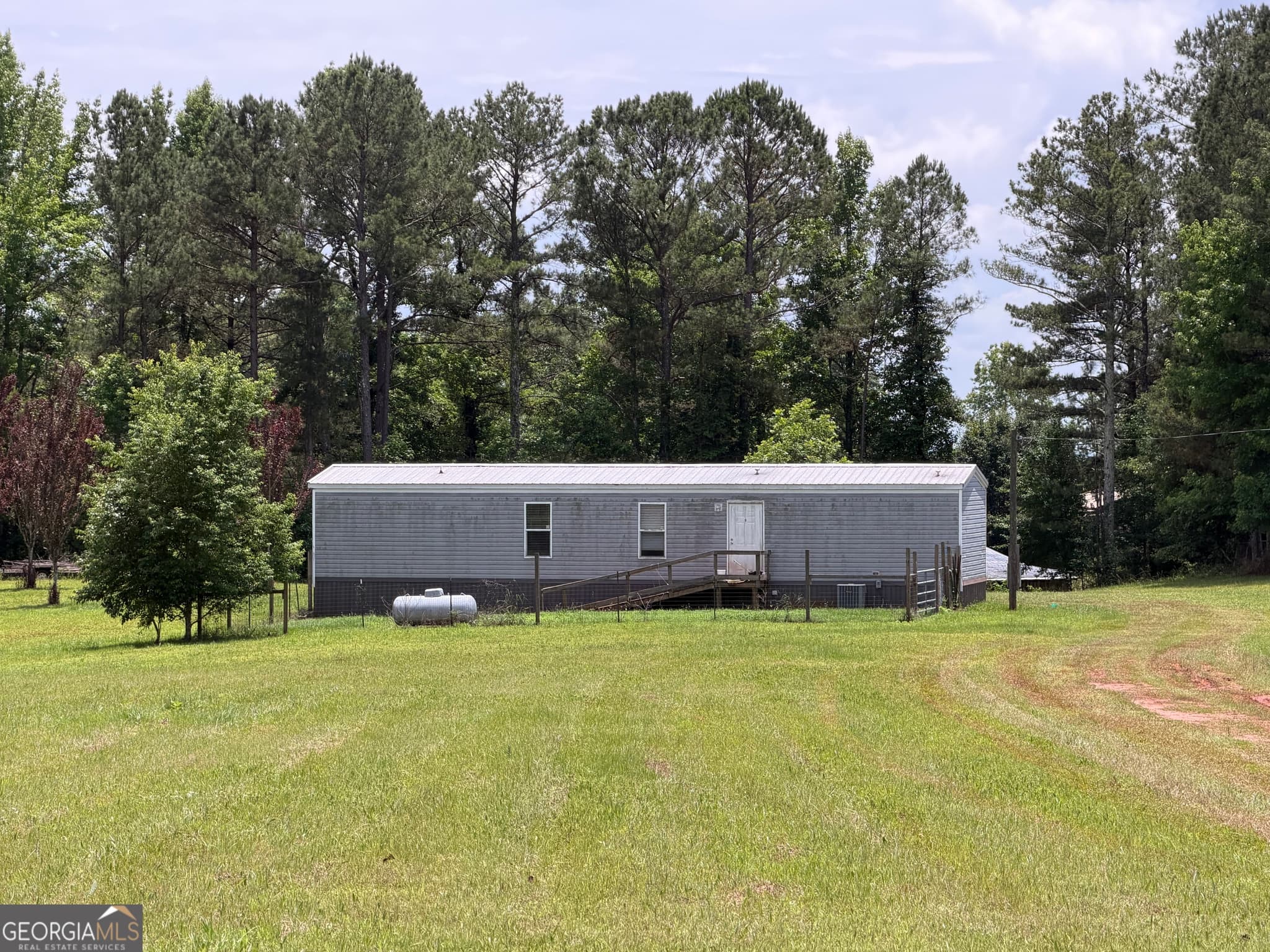 3 bedroom, 2 bathroom, 903 sq ft single family residence sold at 8152 CR 222, Five Points, AL 36855