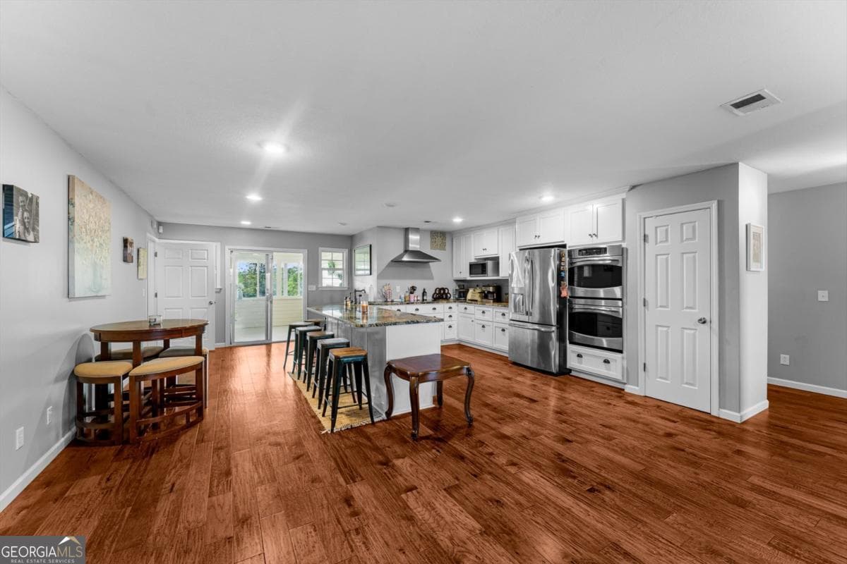 5 bedroom, 3 bathroom, 3,857 sq ft single family residence for sale at 762 Old Mcleod Bridge Road, Adrian, GA 31002 — photo 7