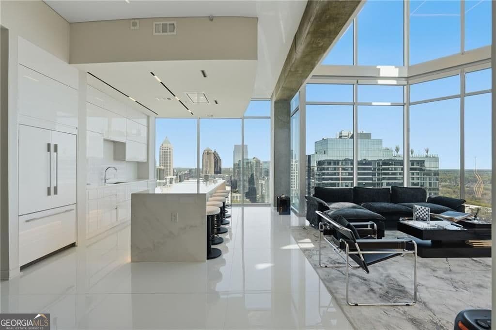 2 bedroom, 2 bathroom, 1,875 sq ft condominium for sale at 860 Peachtree Street 2801, Atlanta, GA 30308 — photo 1 of 40
