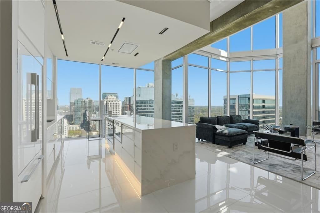 2 bedroom, 2 bathroom, 1,875 sq ft condominium for sale at 860 Peachtree Street 2801, Atlanta, GA 30308 — photo 8