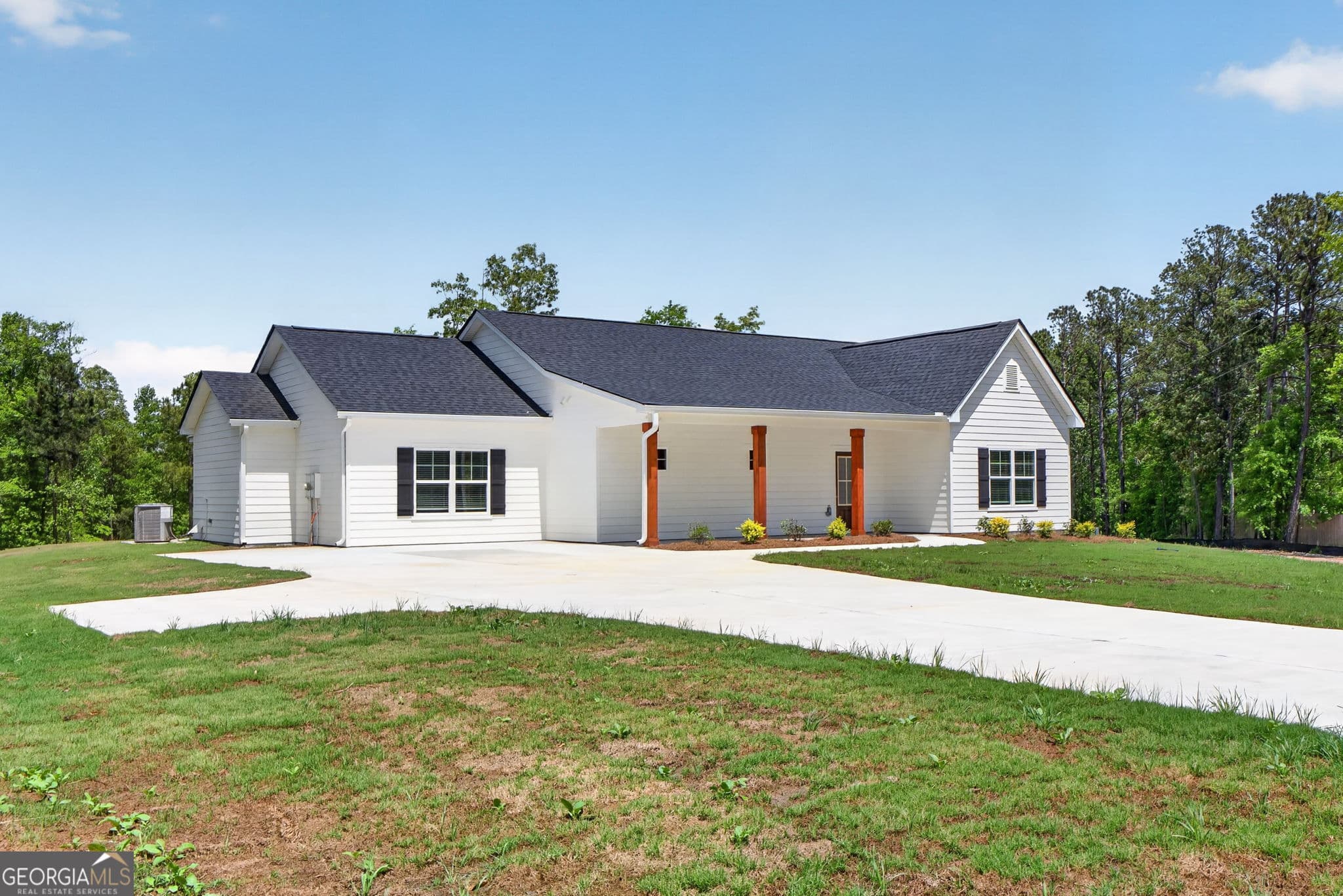 4 bedroom, 4 bathroom, 2,390 sq ft single family residence for sale at 331 Andrews Mill Road, Greenville, GA 30222 — photo 3