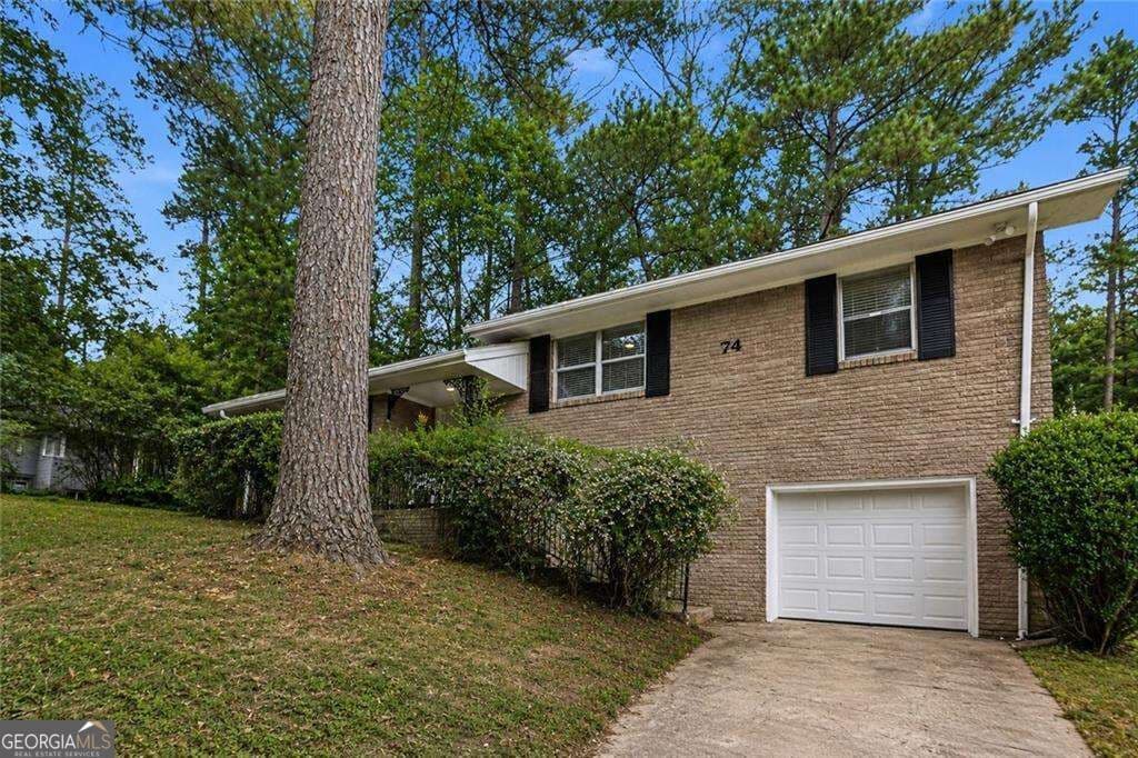 4 bedroom, 3 bathroom, 1,690 sq ft single family residence for sale at 74 Hollis Terrace, Atlanta, GA 30311 — photo 1 of 20