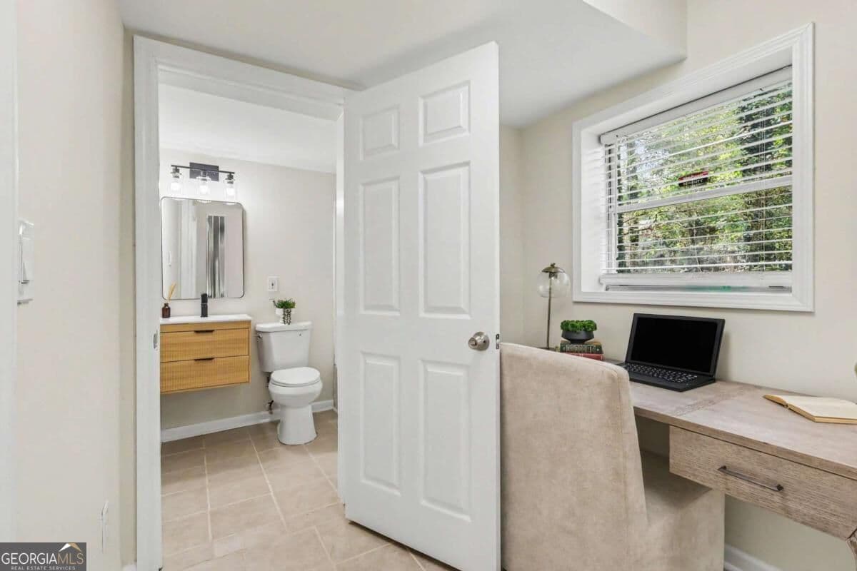 4 bedroom, 3 bathroom, 1,690 sq ft single family residence for sale at 74 Hollis Terrace, Atlanta, GA 30311 — photo 10