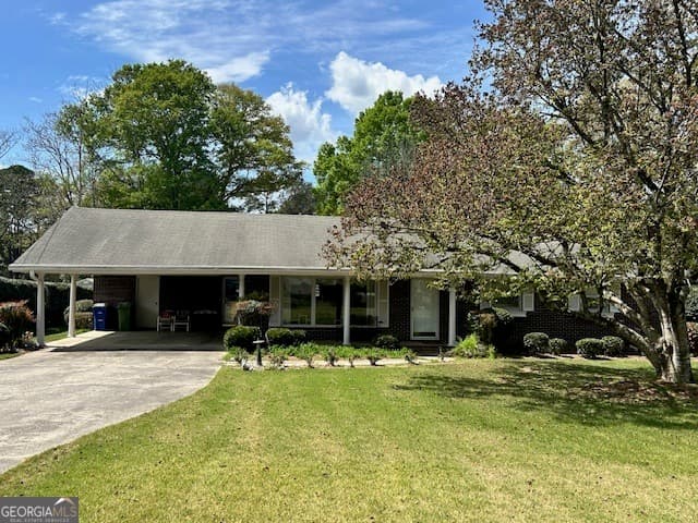 3 bedroom, 2.5 bathroom, 1,538 sq ft single family residence sold at 1123 Skyine Drive, Griffin, GA 30223