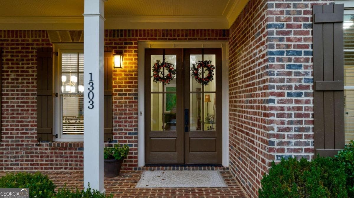4 bedroom, 4.5 bathroom, 4,425 sq ft single family residence for sale at 1303 Oconee Springs Drive, Statham, GA 30666 — photo 2