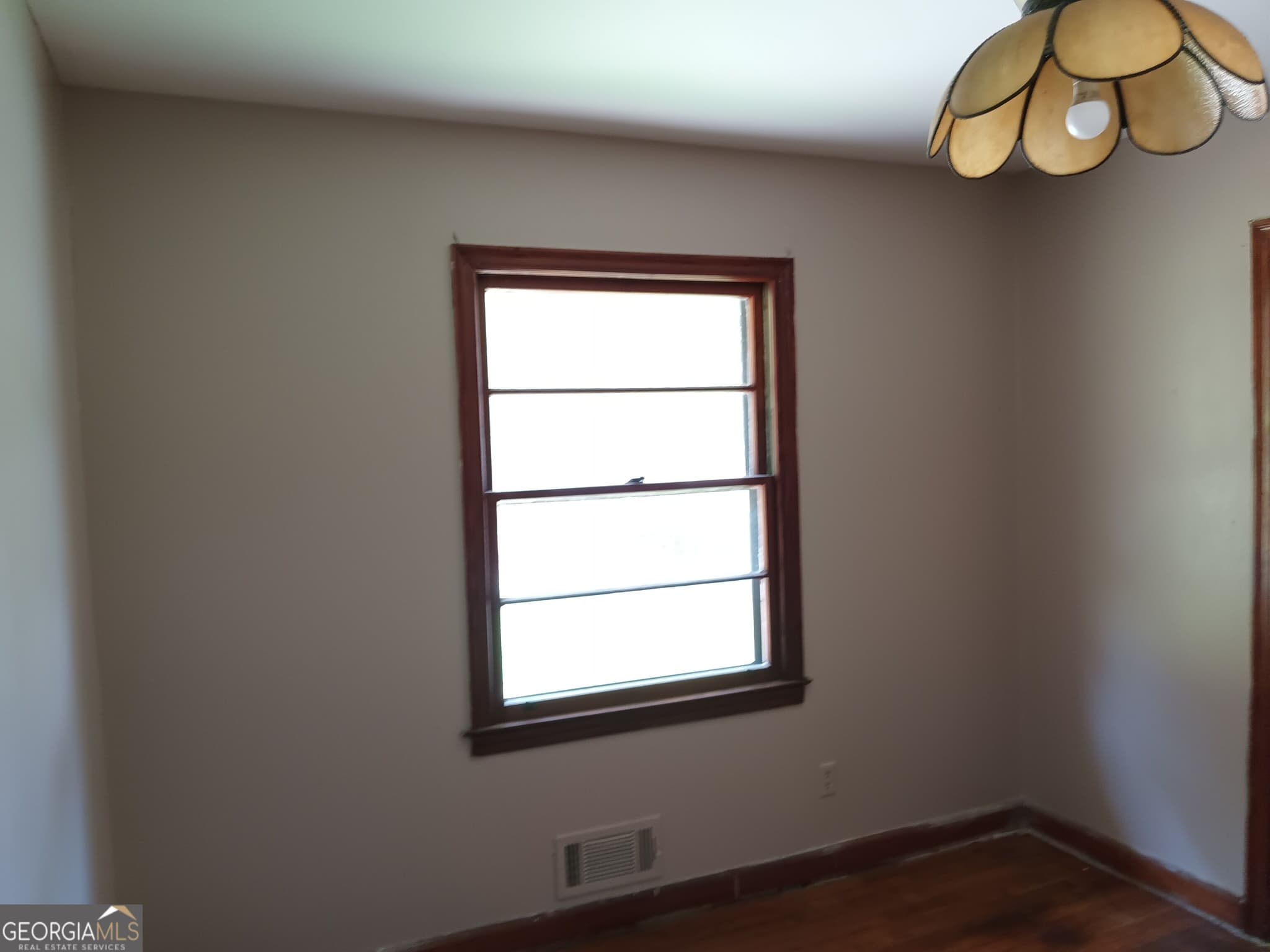 3 bedroom, 2 bathroom, 1,560 sq ft single family residence for sale at 1214 Lloyd Drive, Forest Park, GA 30297 — photo 4