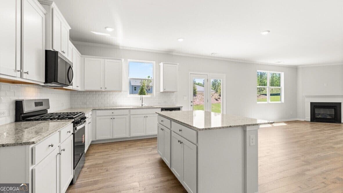 5 bedroom, 3 bathroom, 2,804 sq ft single family residence for sale at 34 Hampshire Court, Cartersville, GA 30120 — photo 9