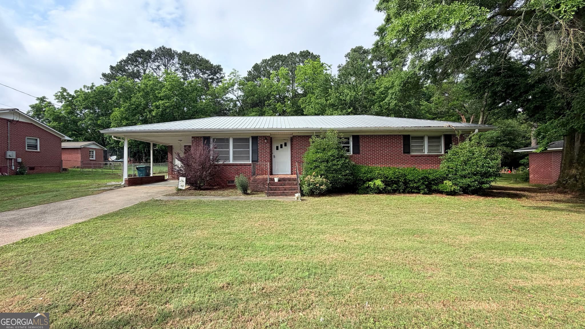 3 bedroom, 2 bathroom, 1,315 sq ft single family residence sold at 552 Opal Street Extension, Hartwell, GA 30643