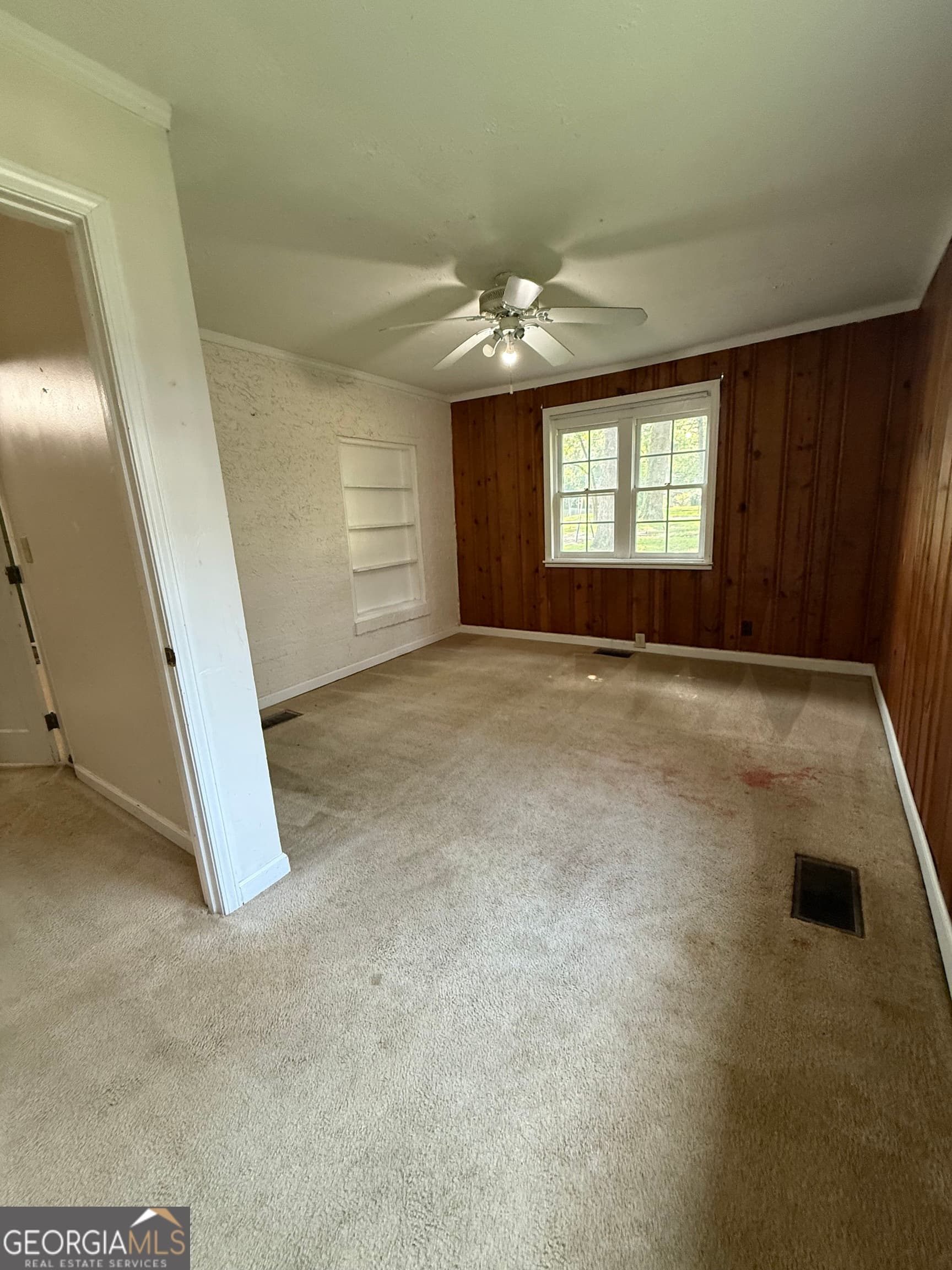 4 bedroom, 2 bathroom, 1,949 sq ft single family residence for sale at 505 Kincaid Avenue, Griffin, GA 30224 — photo 10