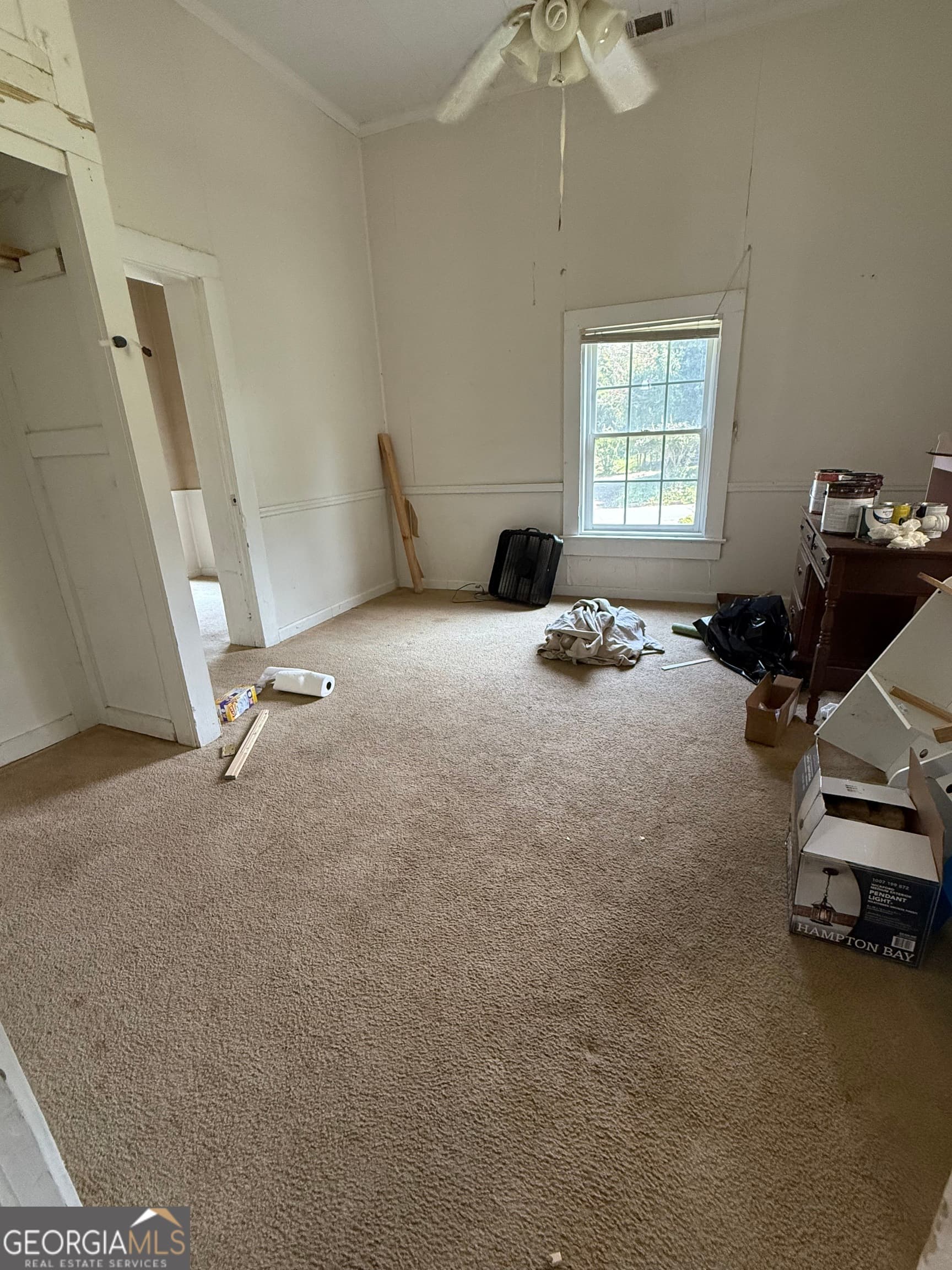 4 bedroom, 2 bathroom, 1,949 sq ft single family residence for sale at 505 Kincaid Avenue, Griffin, GA 30224 — photo 4