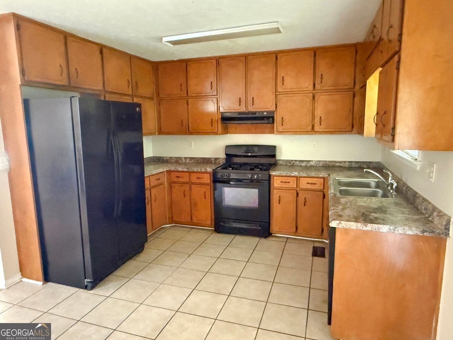 3 bedroom, 2 bathroom, 2,800 sq ft single family residence for sale at 4680 Woodglen Court, Douglasville, GA 30135 — photo 8