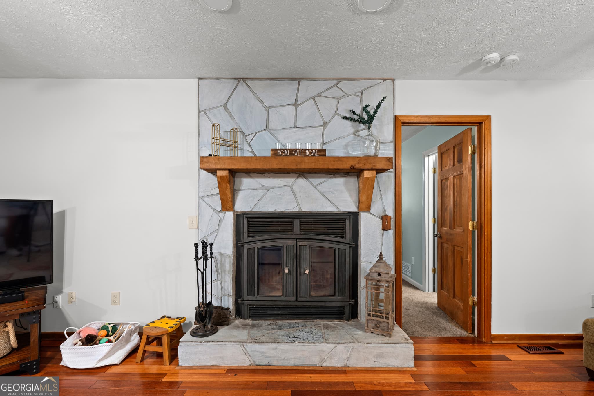 5 bedroom, 3.5 bathroom, 3,388 sq ft single family residence for sale at 318 Teasley Trail, Moreland, GA 30259 — photo 10